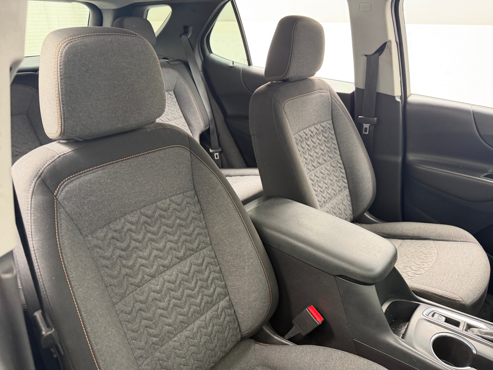 Thumbnail: 2022 Chevrolet Equinox - 2