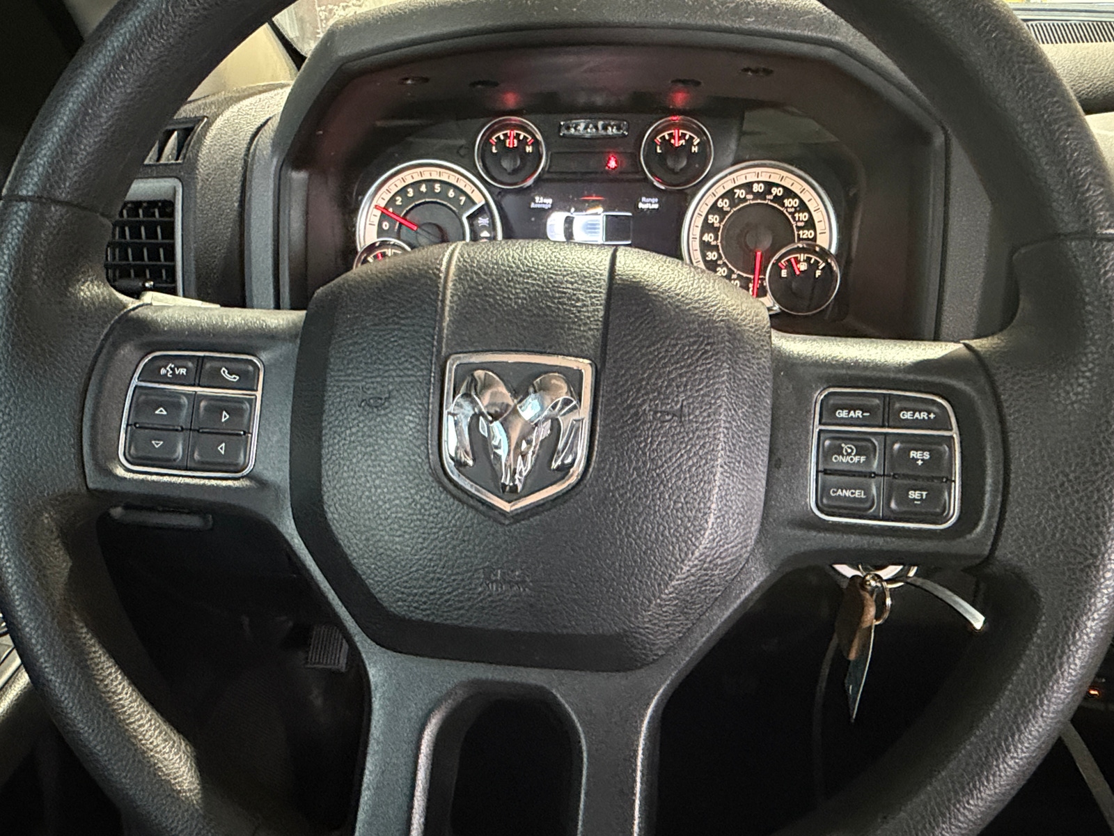 Thumbnail: 2019 RAM 1500 Classic - 5