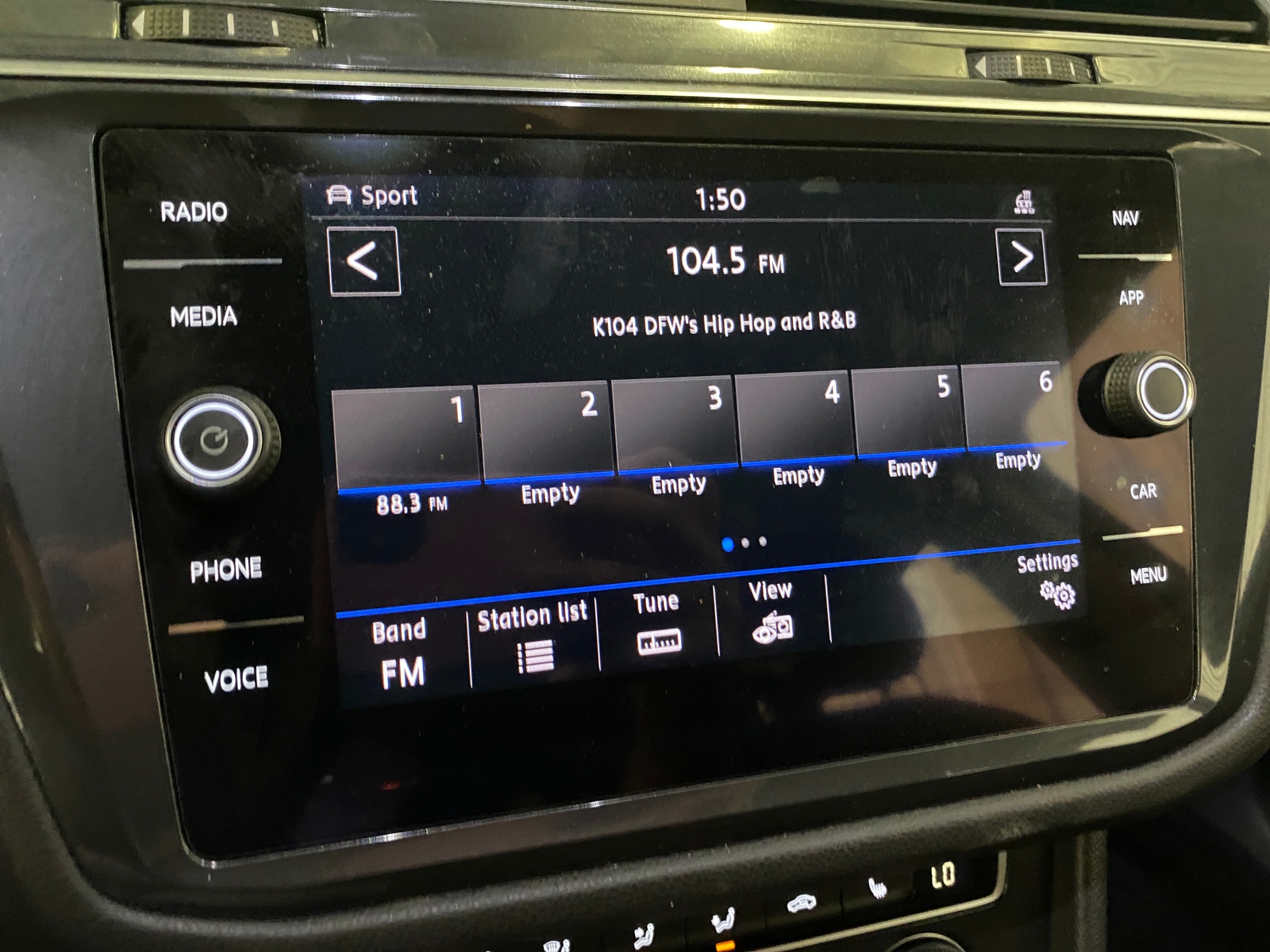 Thumbnail: 2019 Volkswagen Tiguan - 3
