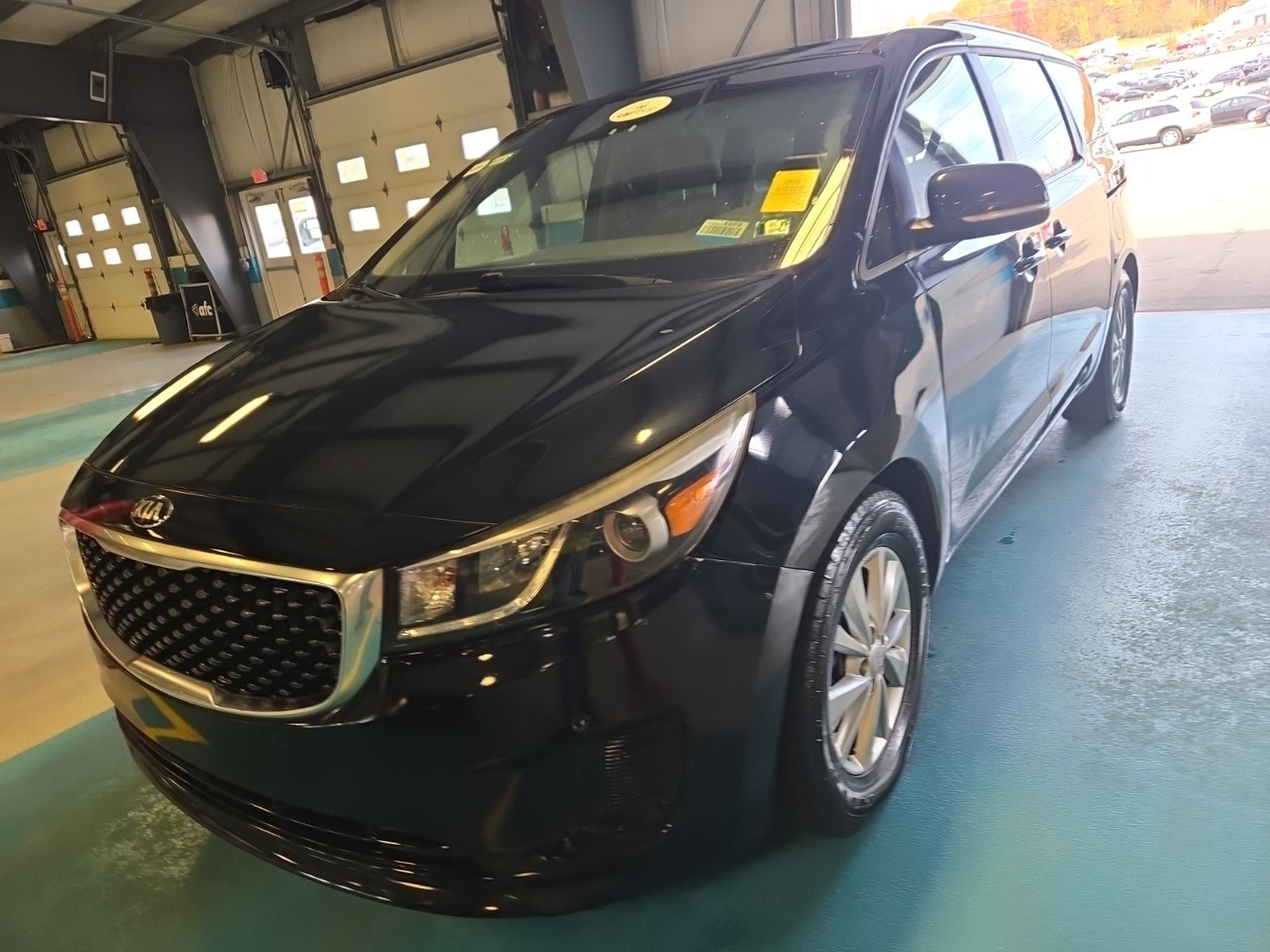 2017 Kia Sedona LX