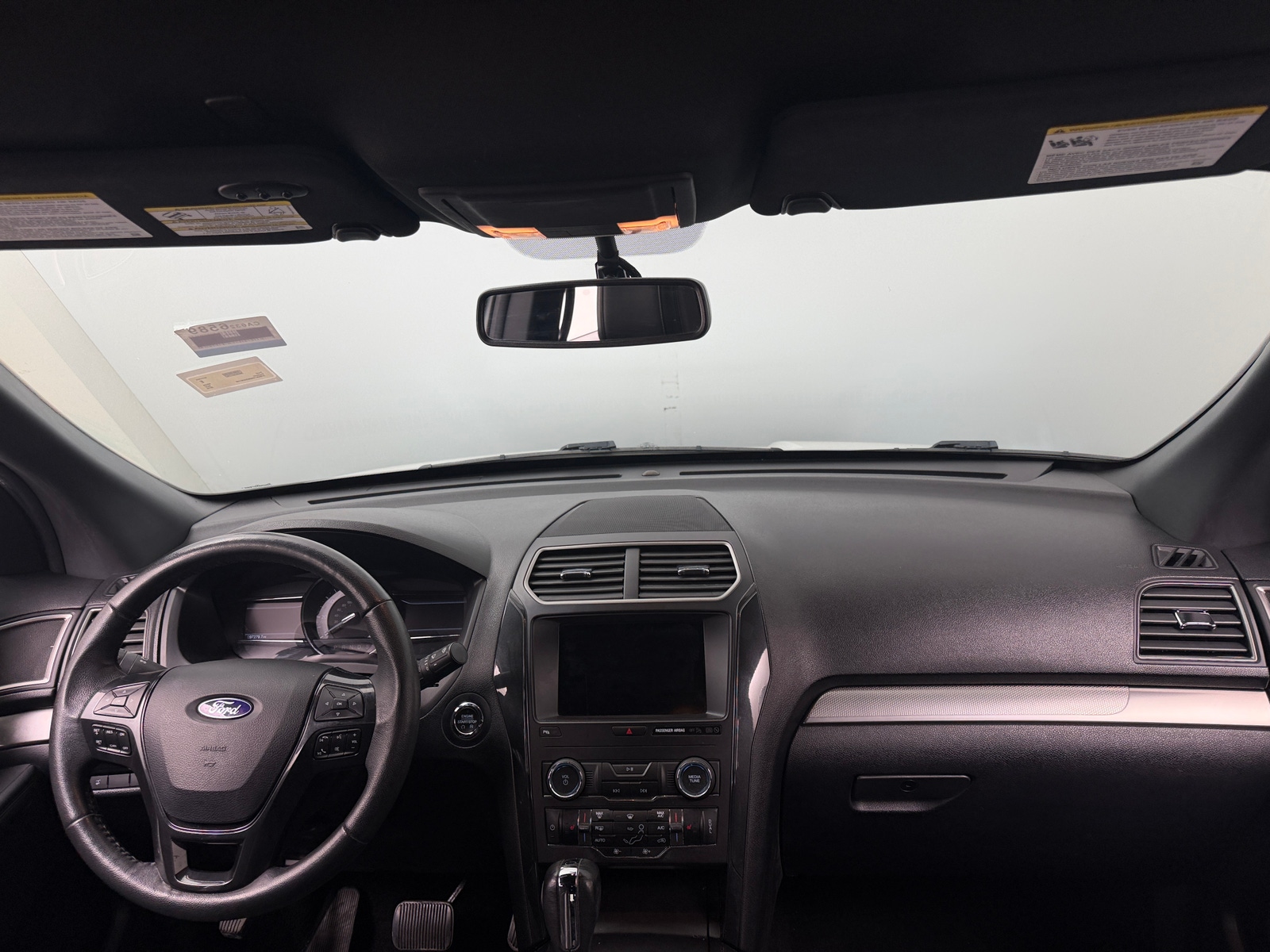Thumbnail: 2019 Ford Explorer - 3