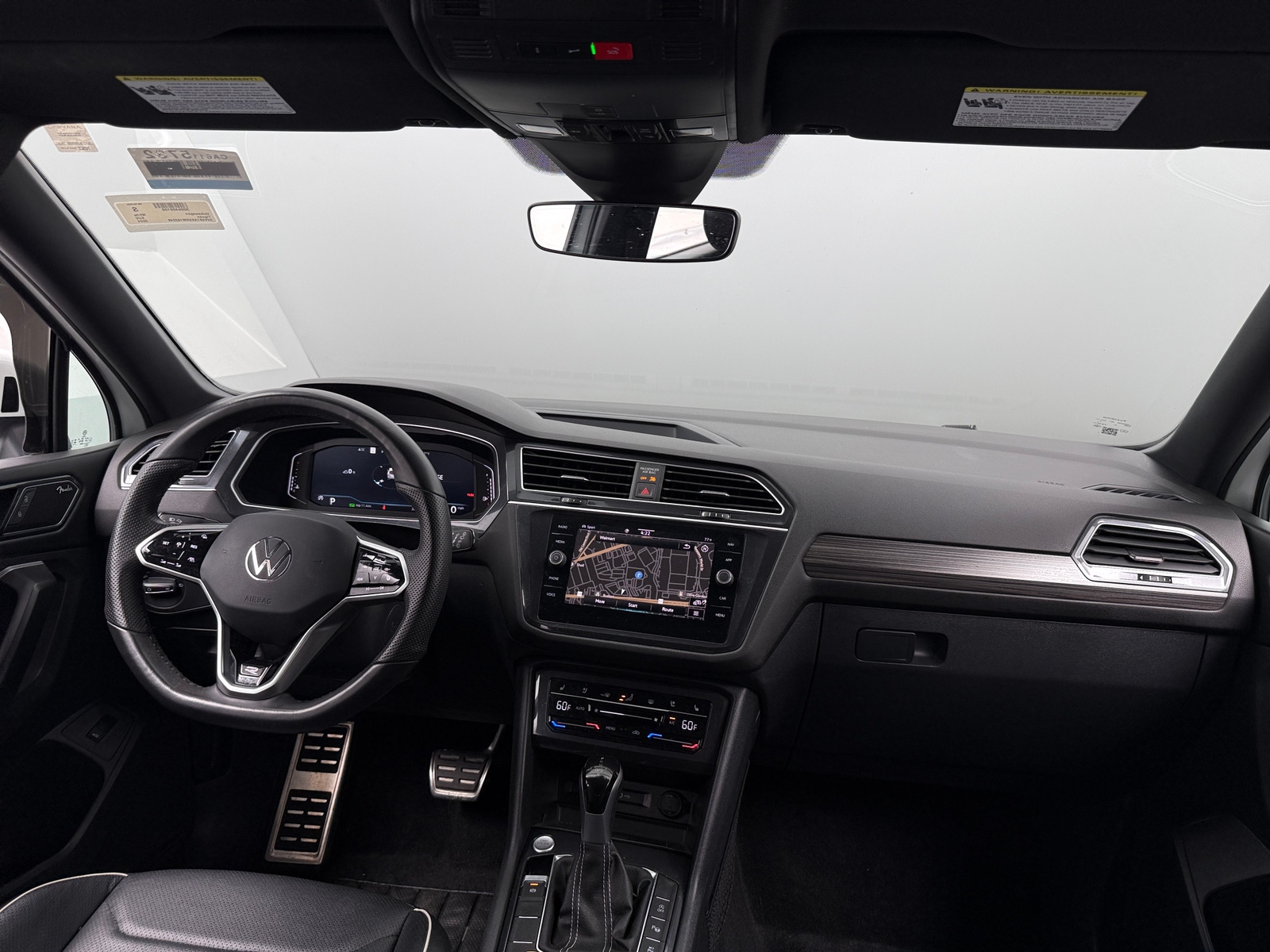 Thumbnail: 2024 Volkswagen Tiguan - 2