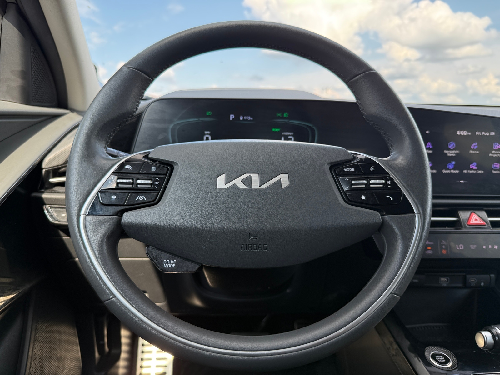 Thumbnail: 2024 Kia Niro - 4