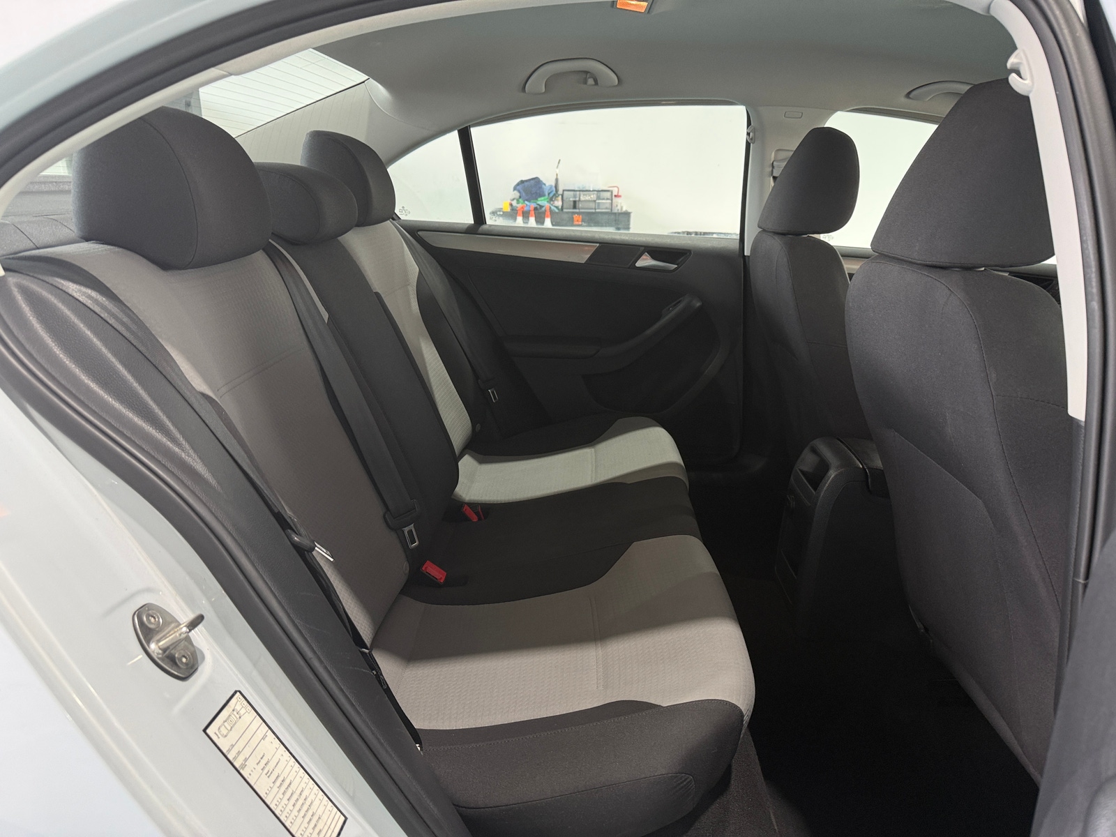 Thumbnail: 2017 Volkswagen Jetta - 6