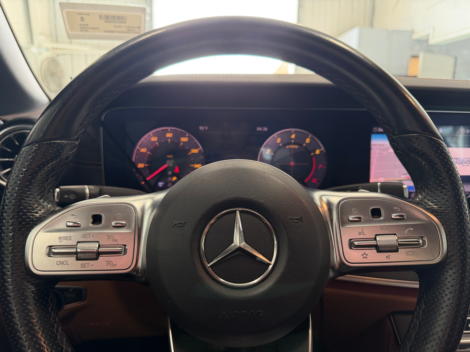 Thumbnail: 2019 Mercedes-Benz E-Class - 4
