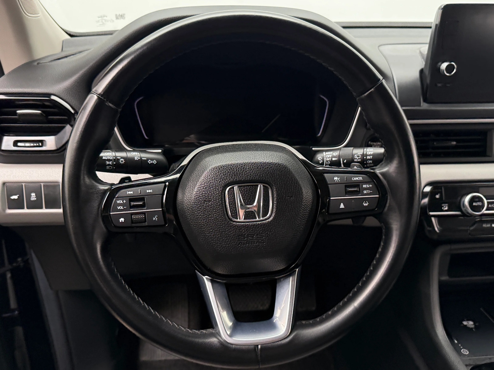 Thumbnail: 2024 Honda Pilot - 4