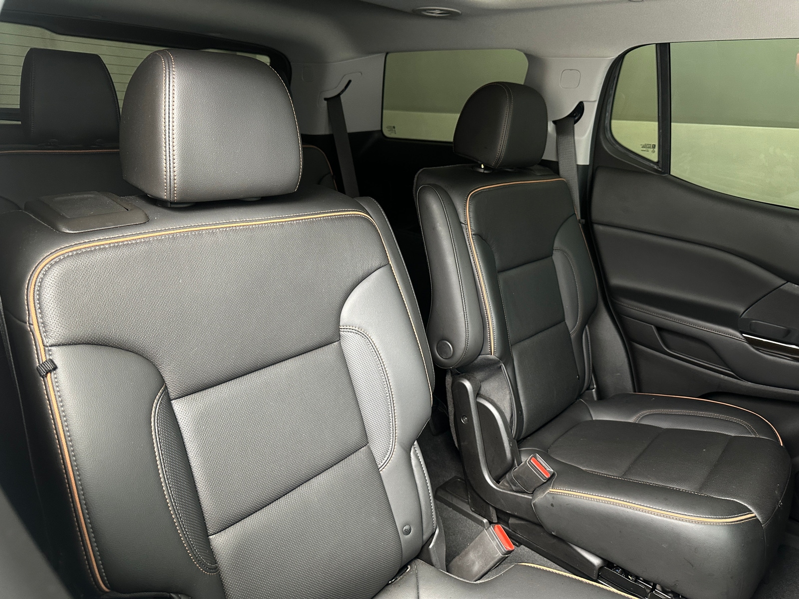 Thumbnail: 2022 GMC Acadia - 5