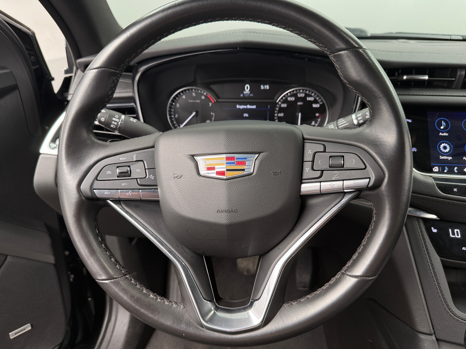 Thumbnail: 2024 Cadillac XT6 - 4