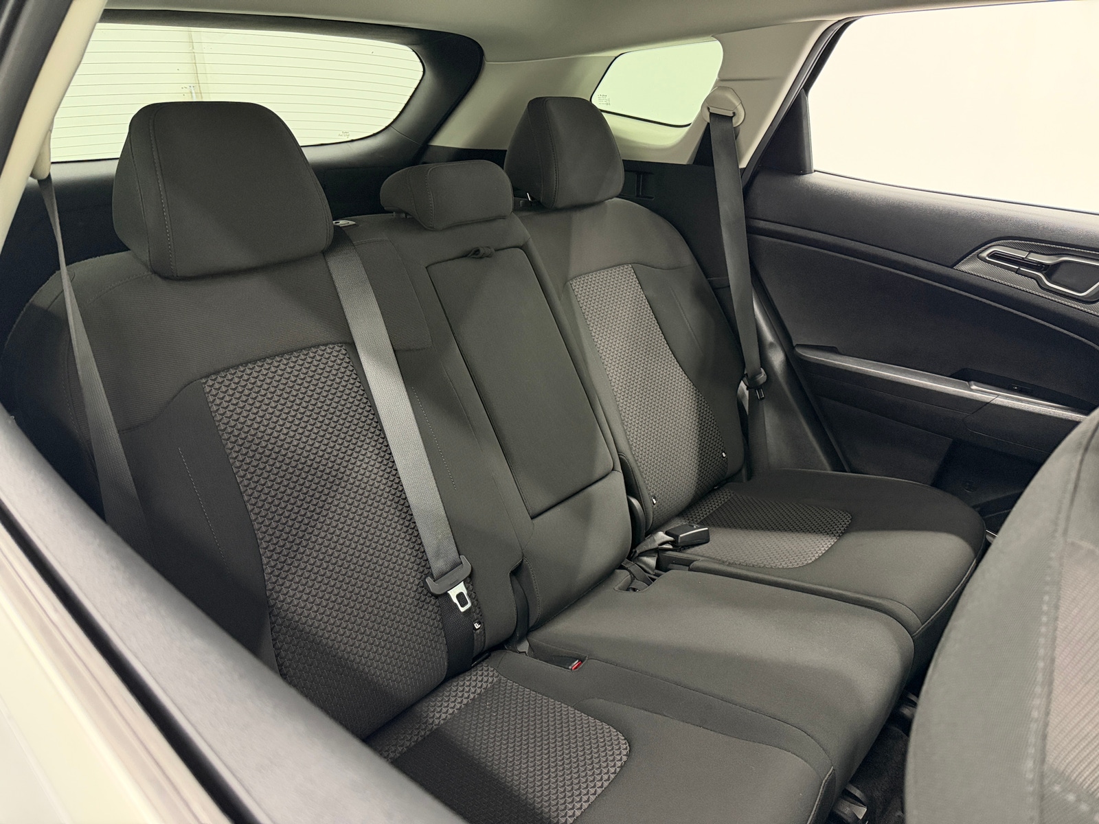 Thumbnail: 2024 Kia Sportage - 6