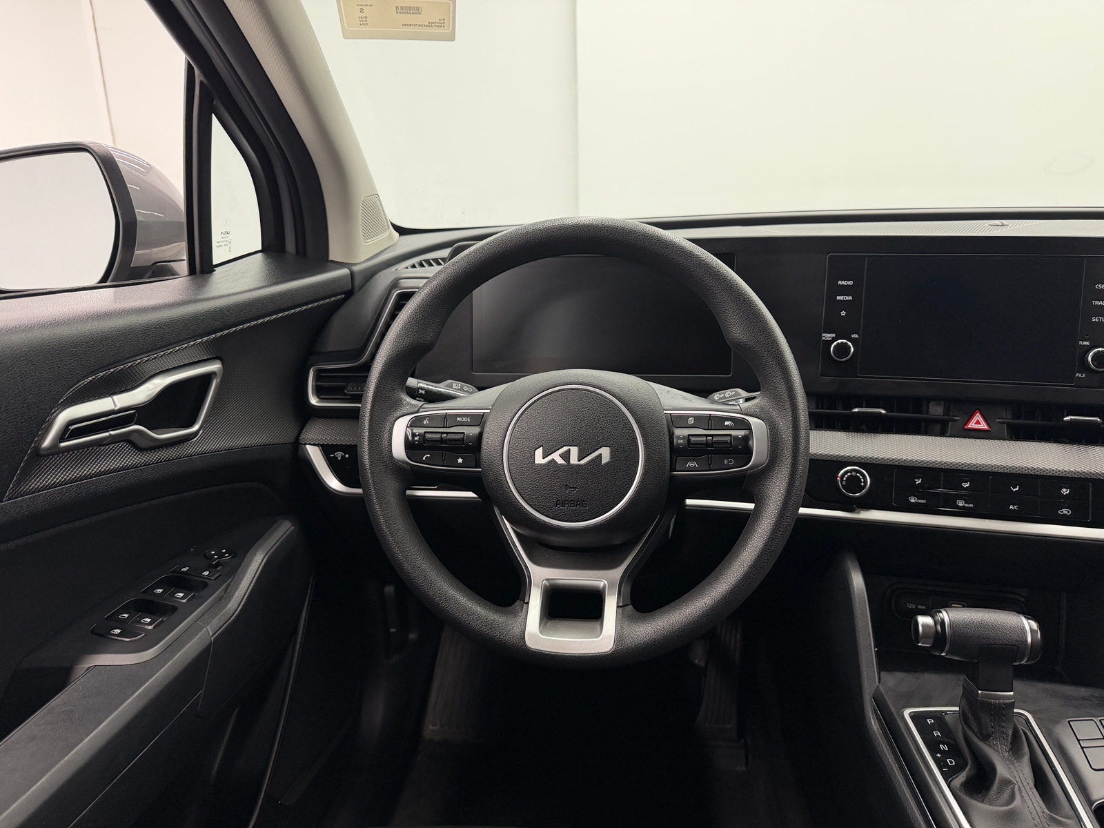Thumbnail: 2024 Kia Sportage - 5