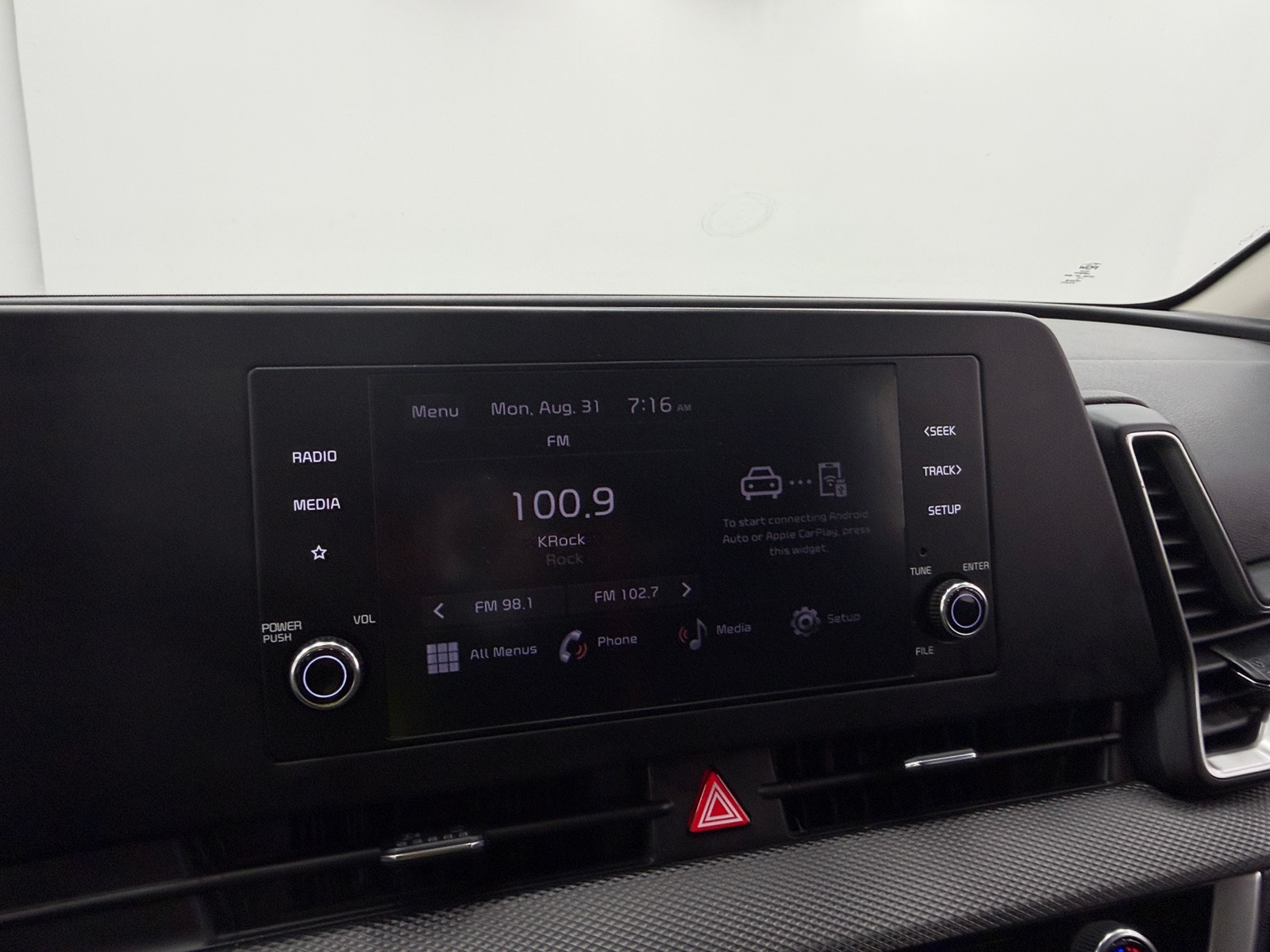 Thumbnail: 2024 Kia Sportage - 4