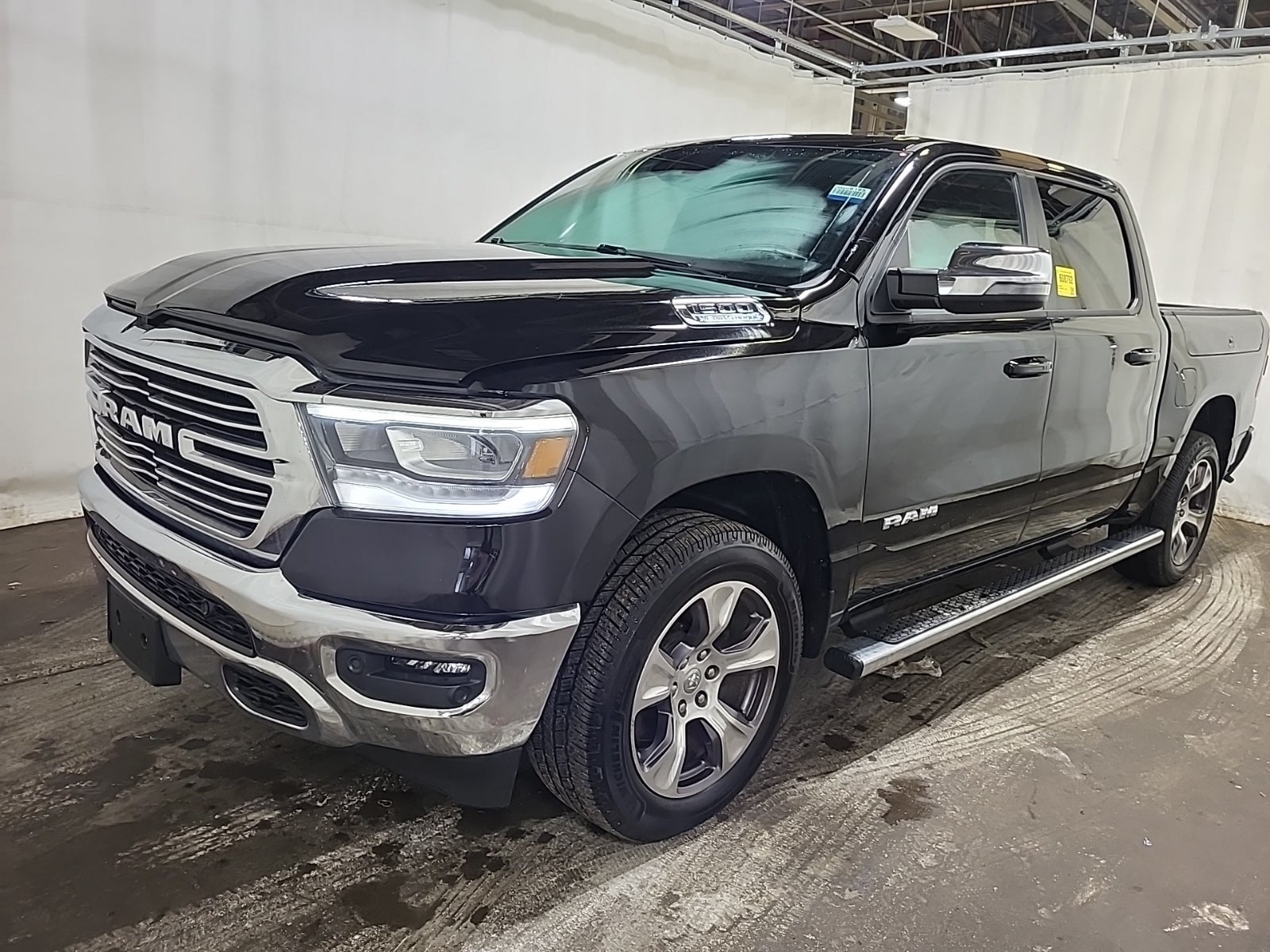 2023 Ram 1500 Laramie 4x4 Crew Cab 5'7" Box