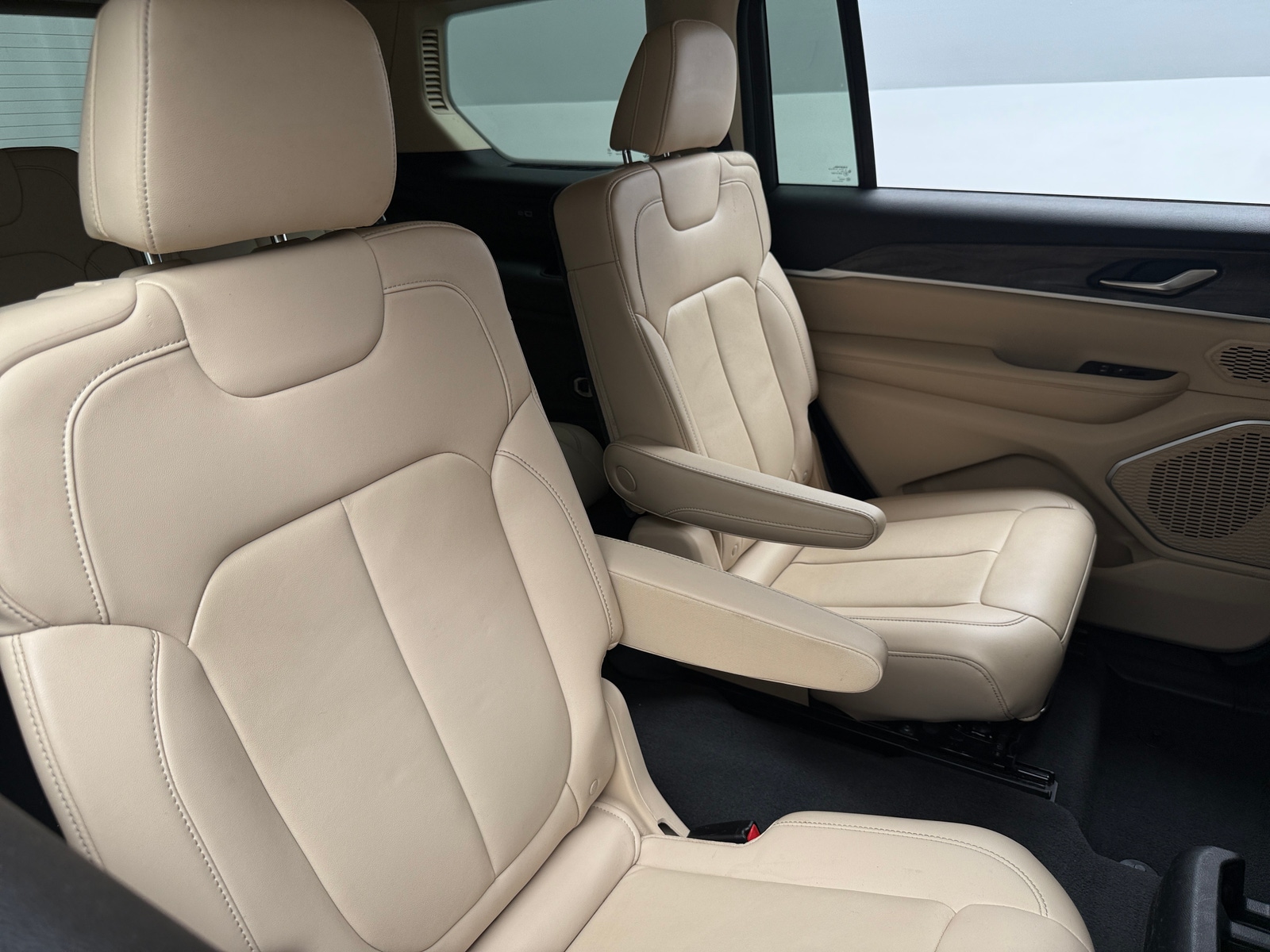 Thumbnail: 2021 Jeep Grand Cherokee L - 5