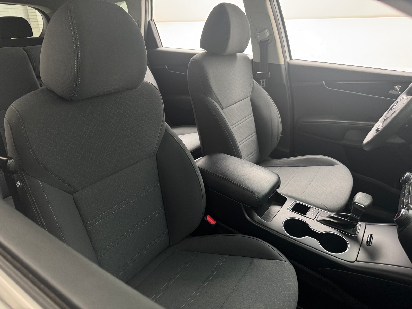 Thumbnail: 2019 Kia Sorento - 2