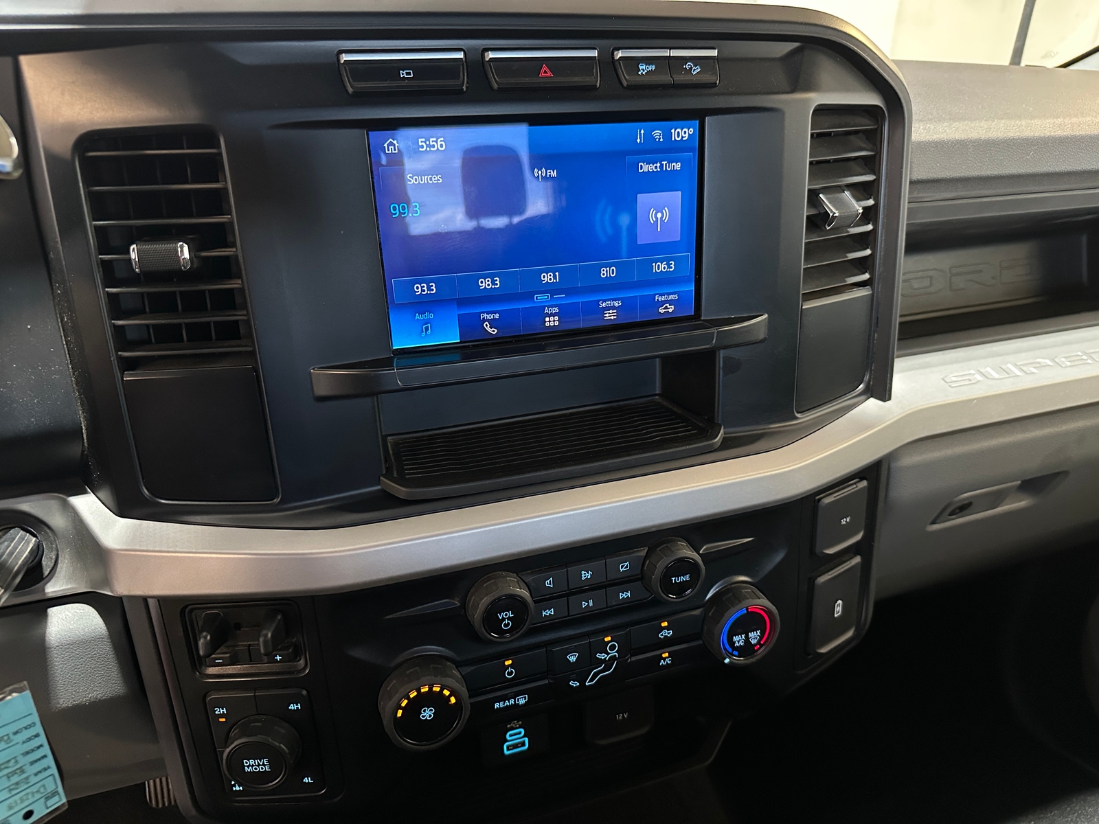 Thumbnail: 2024 Ford Econoline - 4