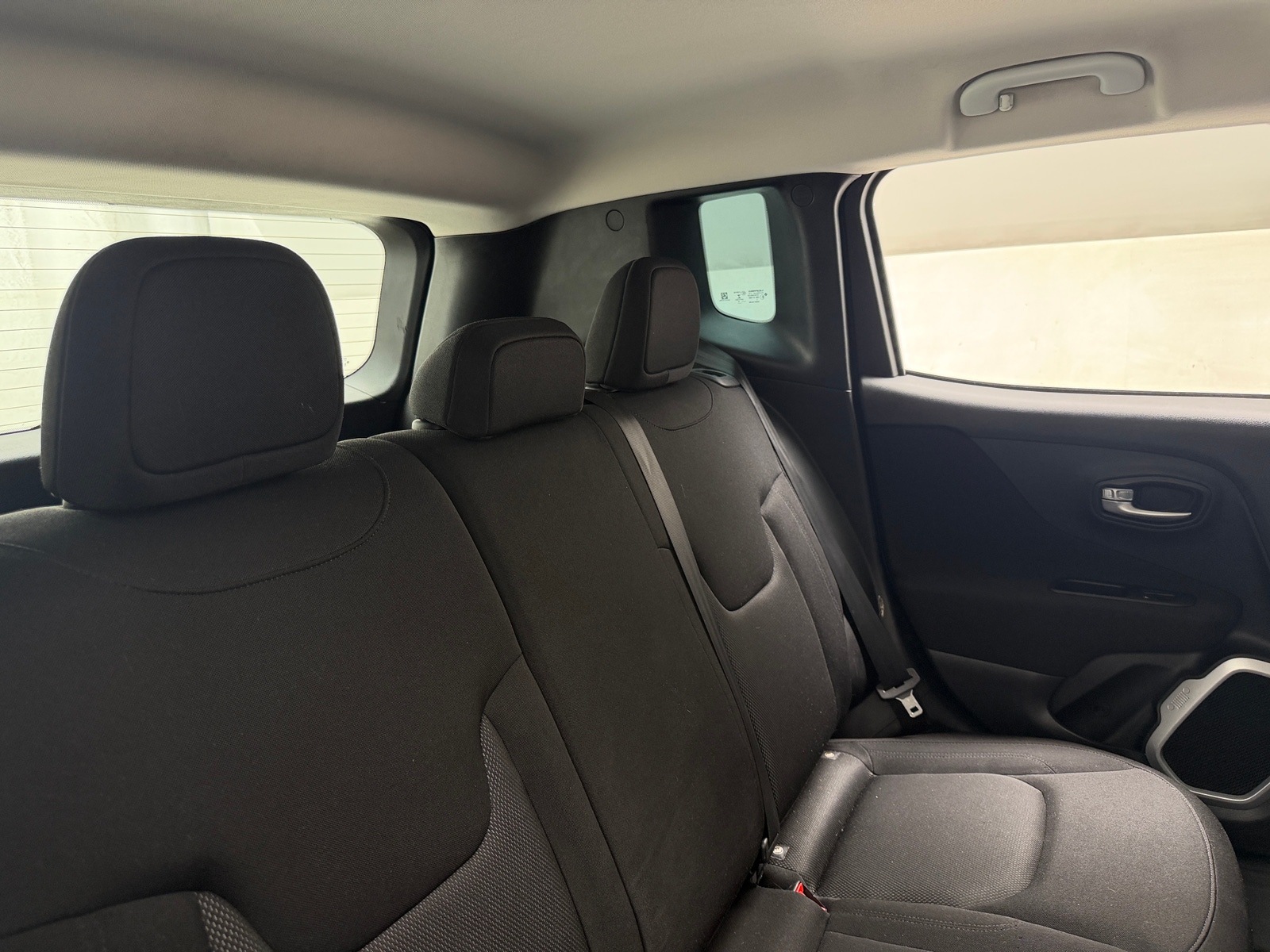 Thumbnail: 2019 Jeep Renegade - 6