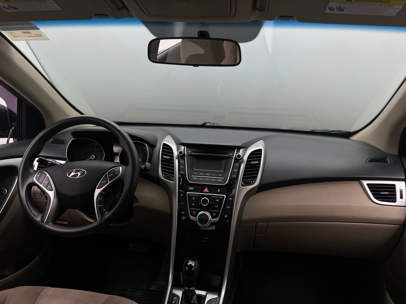 Thumbnail: 2015 Hyundai Elantra - 3