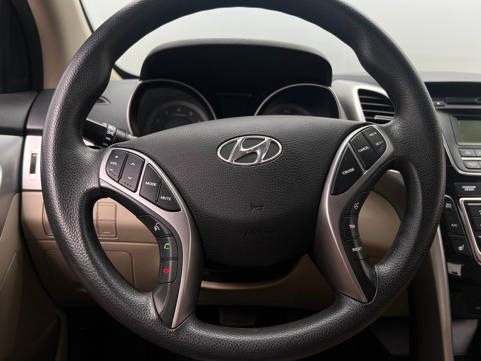 Thumbnail: 2015 Hyundai Elantra - 5