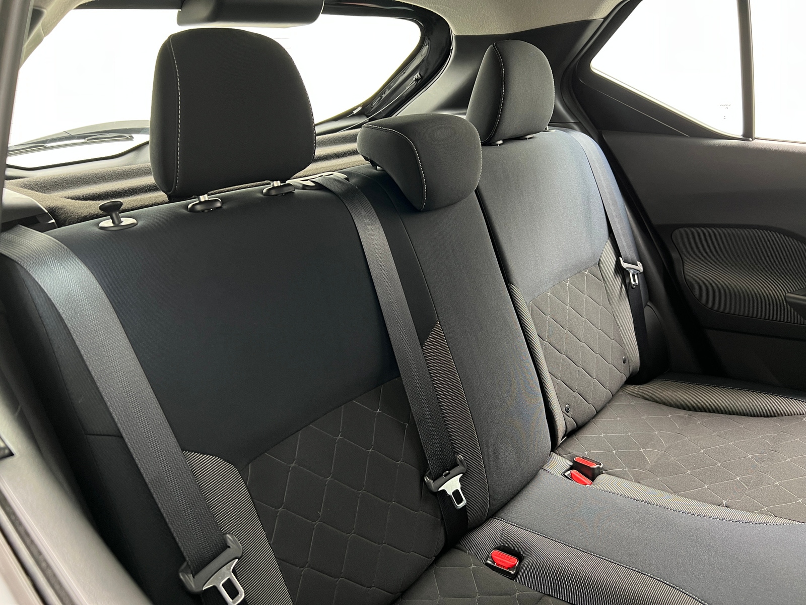 Thumbnail: 2018 Nissan Kicks - 6