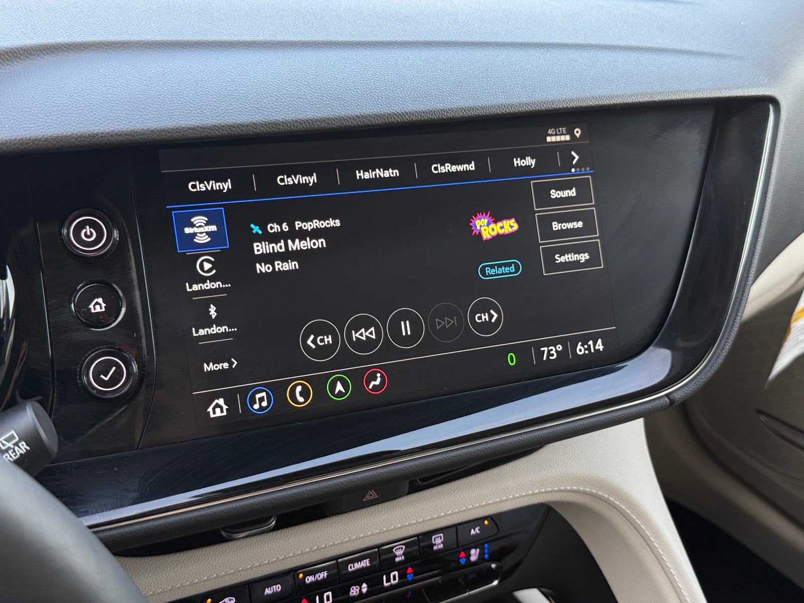 Thumbnail: 2023 Buick Envision - 3