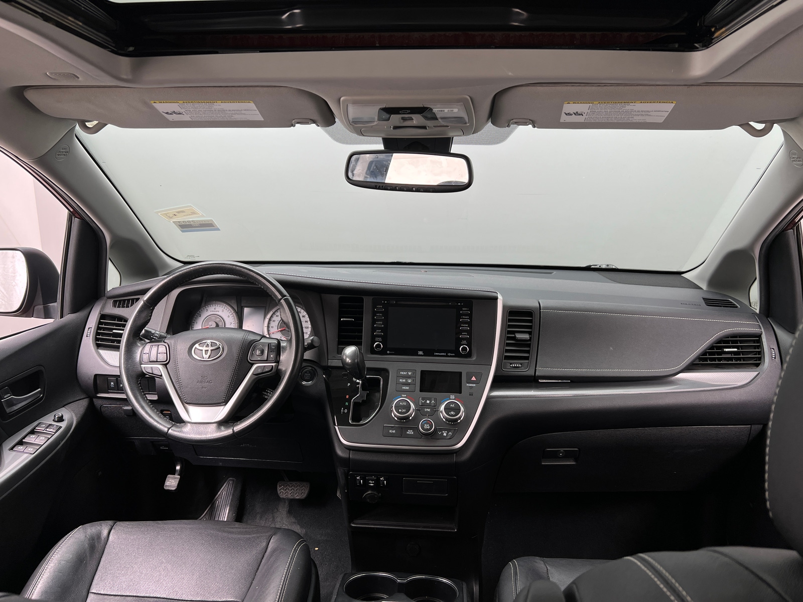 Thumbnail: 2020 Toyota Sienna - 2