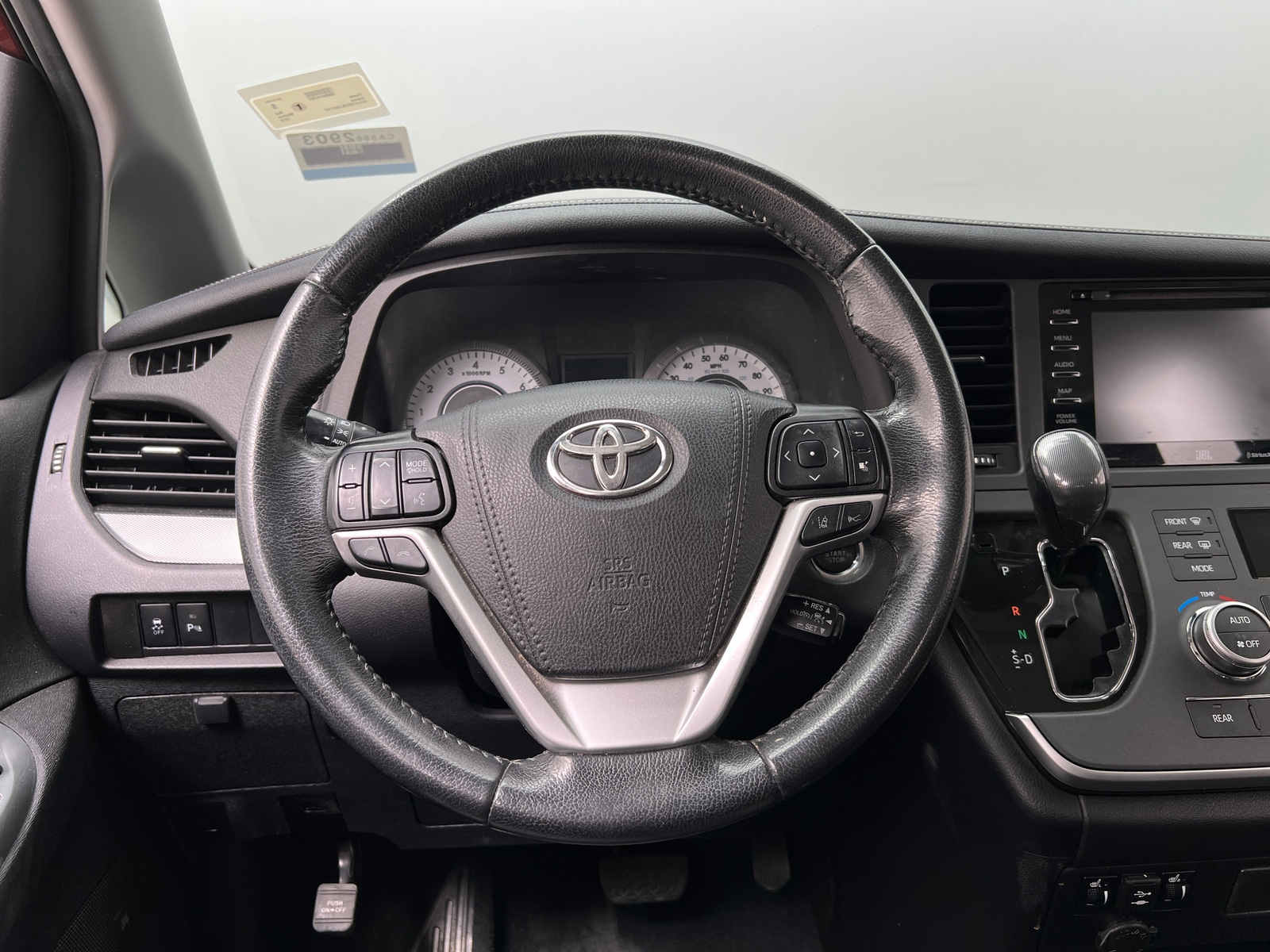 Thumbnail: 2020 Toyota Sienna - 4