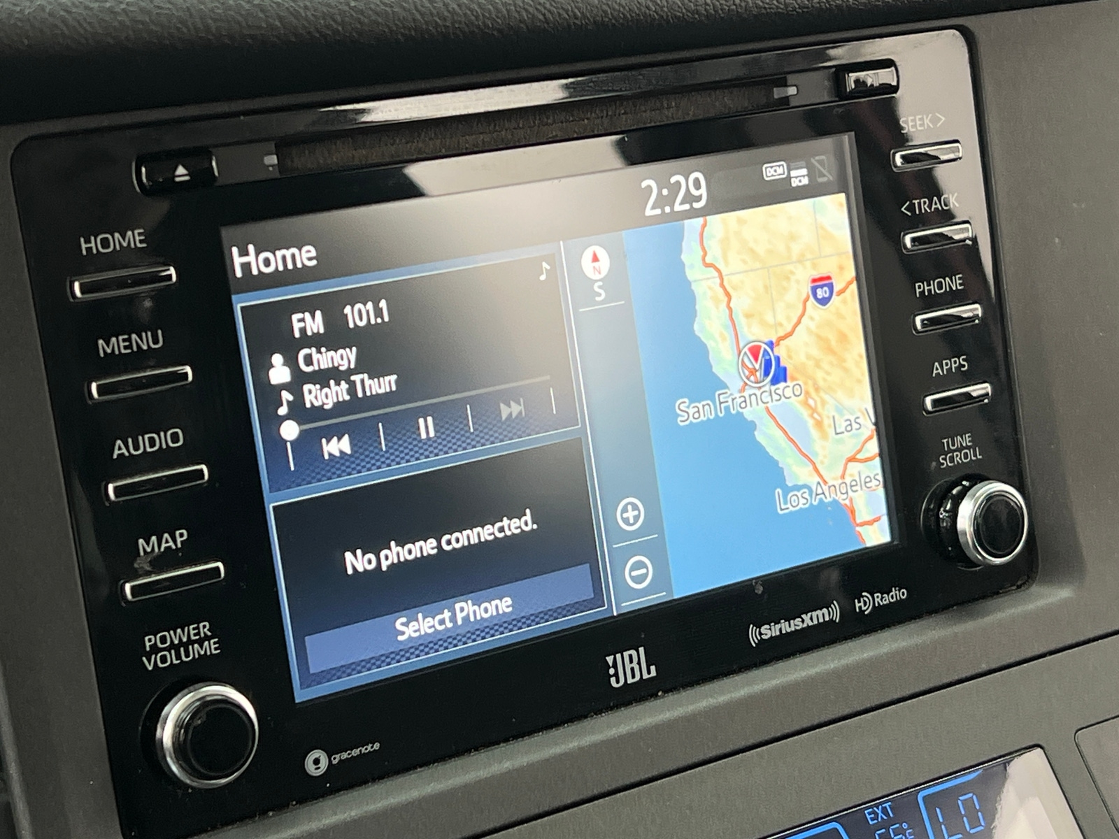 Thumbnail: 2020 Toyota Sienna - 3