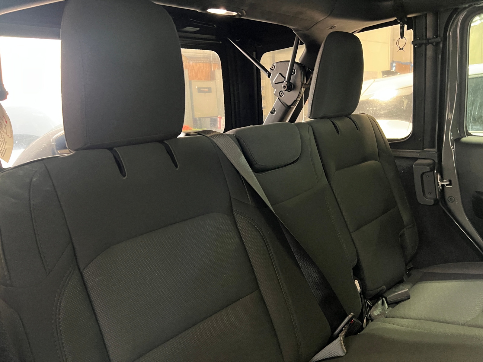 Thumbnail: 2020 Jeep Wrangler - 6