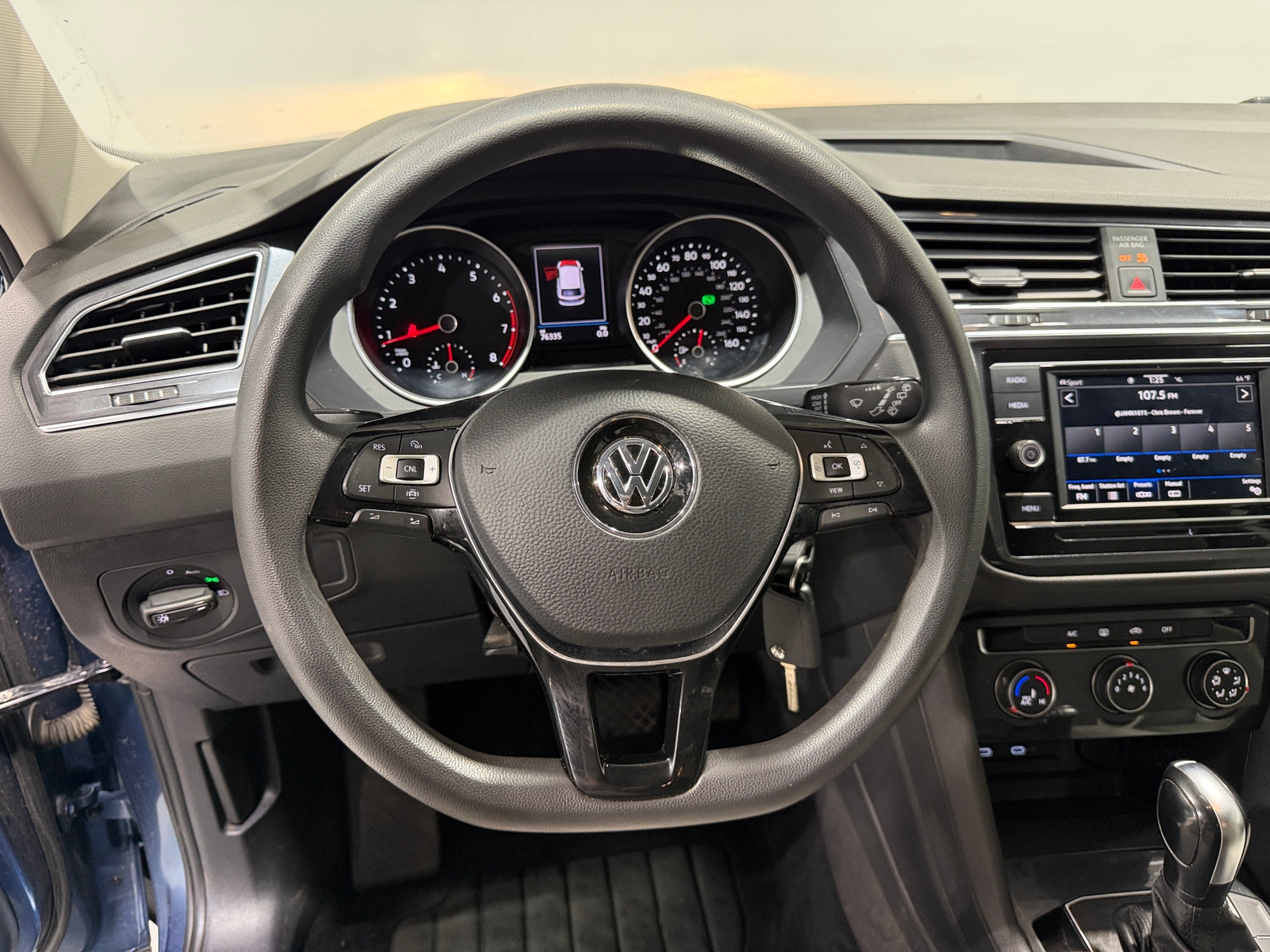 Thumbnail: 2020 Volkswagen Tiguan - 5
