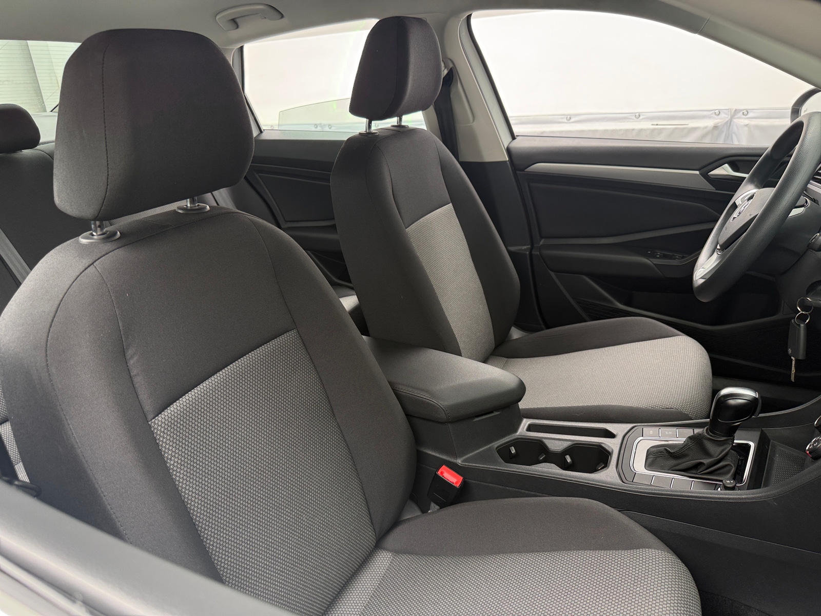 Thumbnail: 2021 Volkswagen Jetta - 2