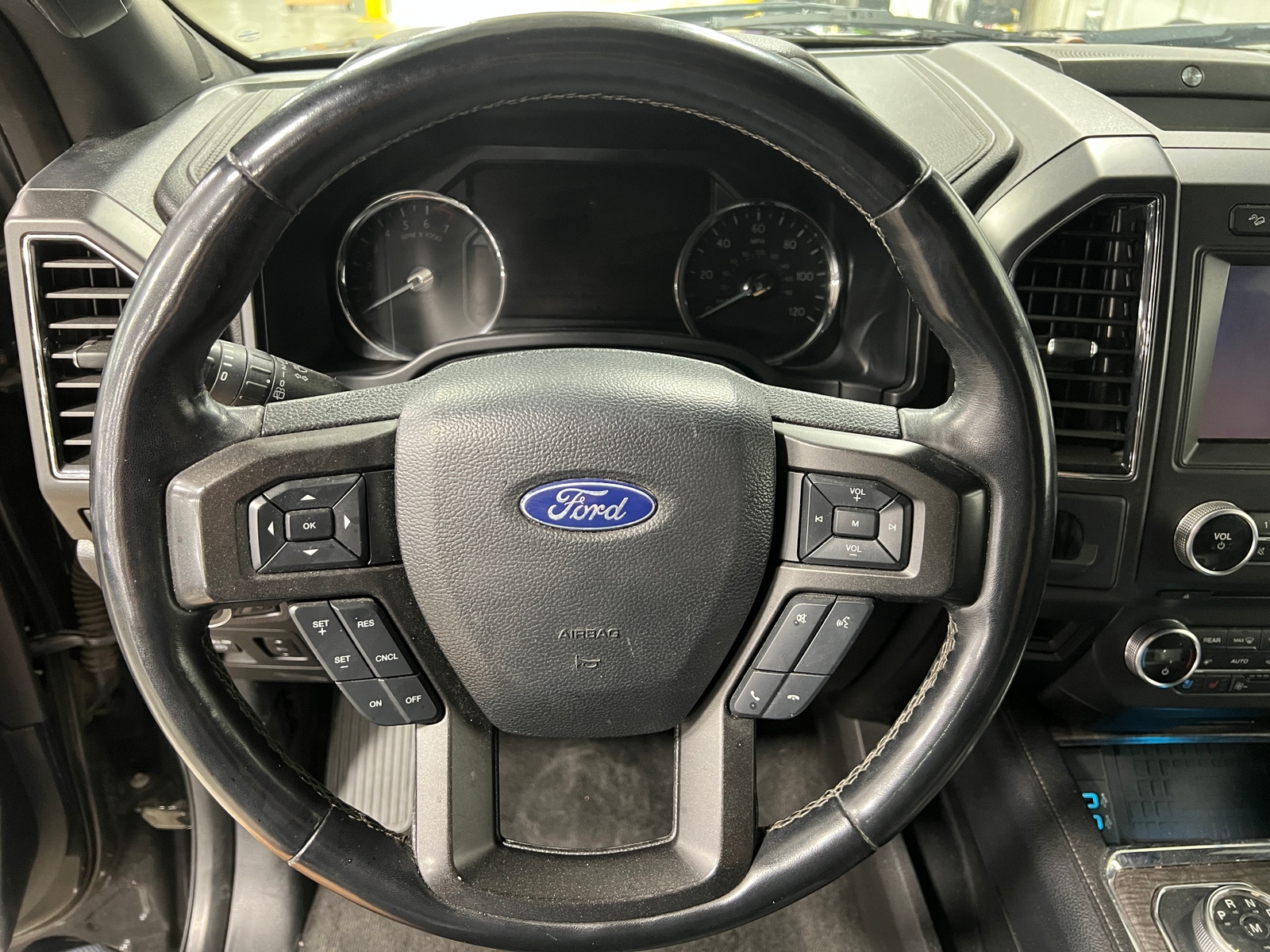 Thumbnail: 2018 Ford Expedition MAX - 4