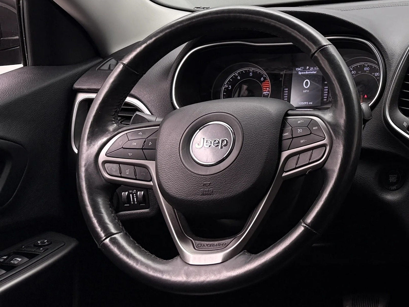 Thumbnail: 2019 Jeep Cherokee - 5