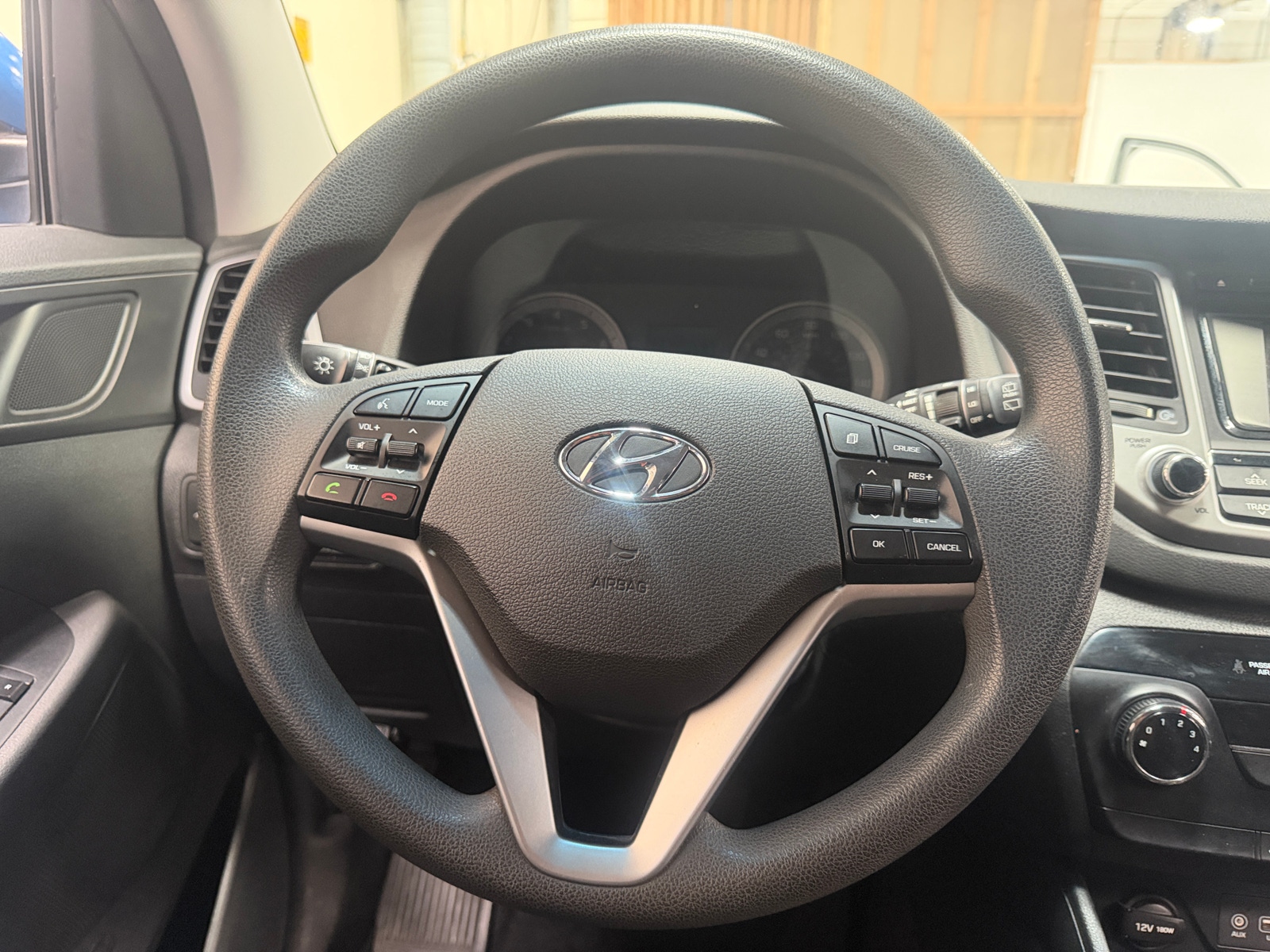 Thumbnail: 2016 Hyundai Tucson - 5
