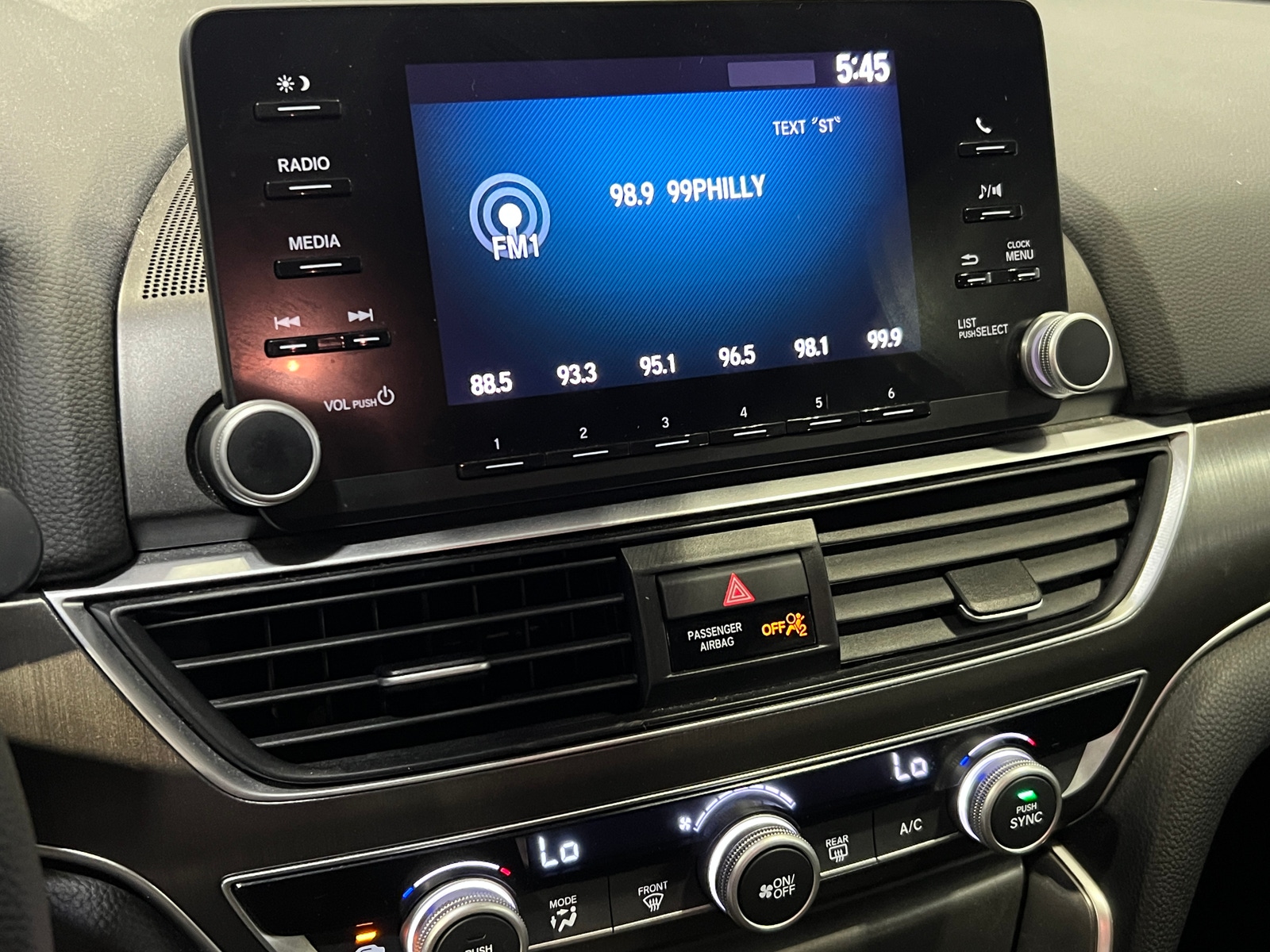 Thumbnail: 2019 Honda Accord - 4