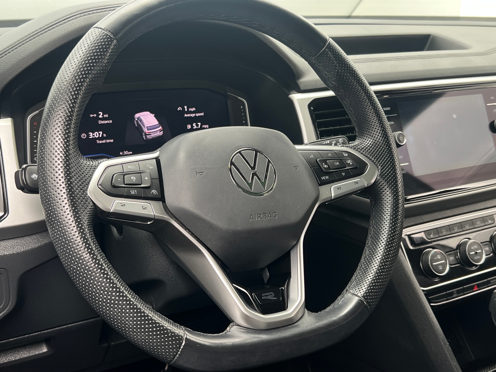 Thumbnail: 2023 Volkswagen Atlas - 5