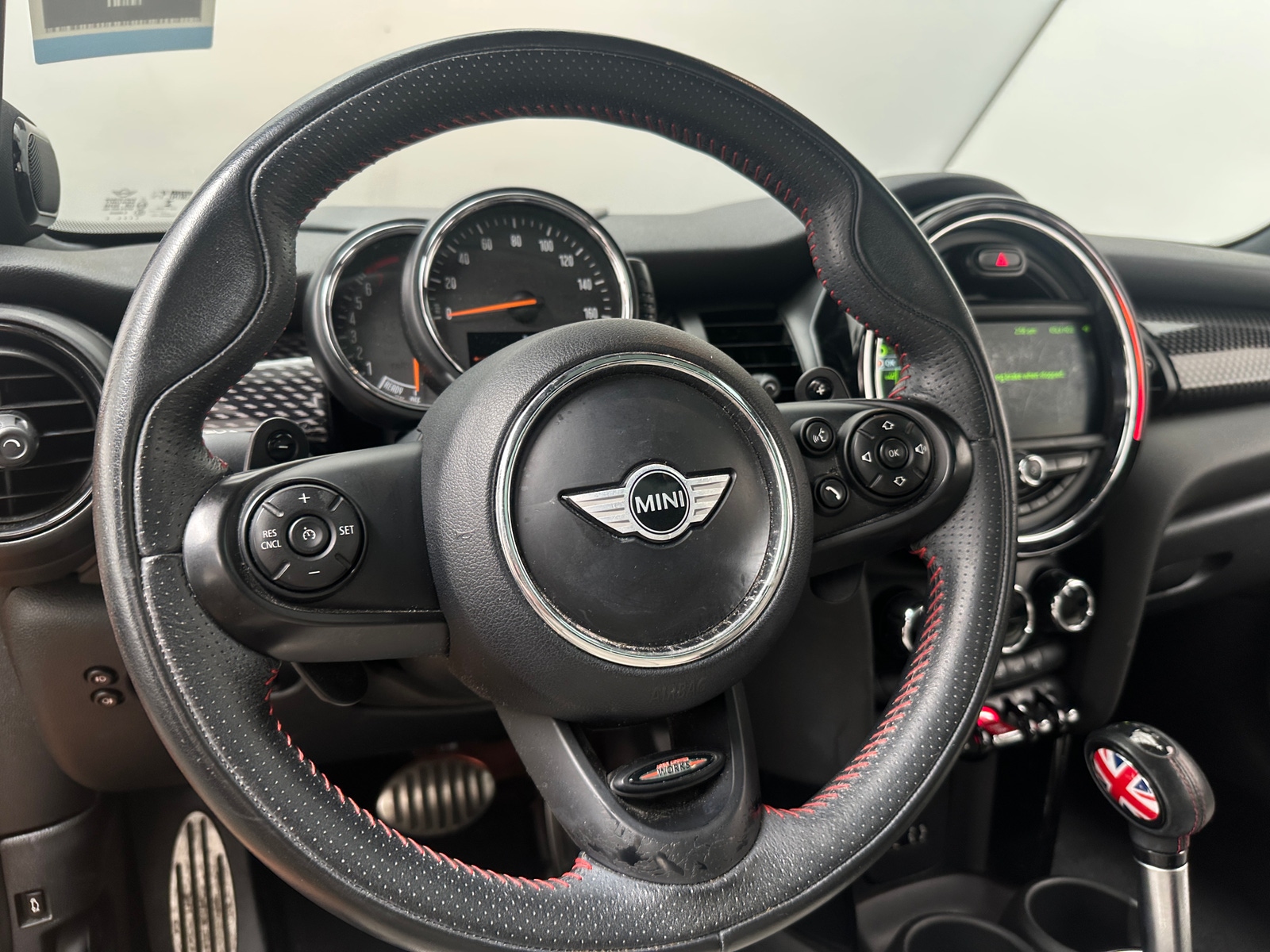 Thumbnail: 2016 MINI Cooper Hardtop - 5