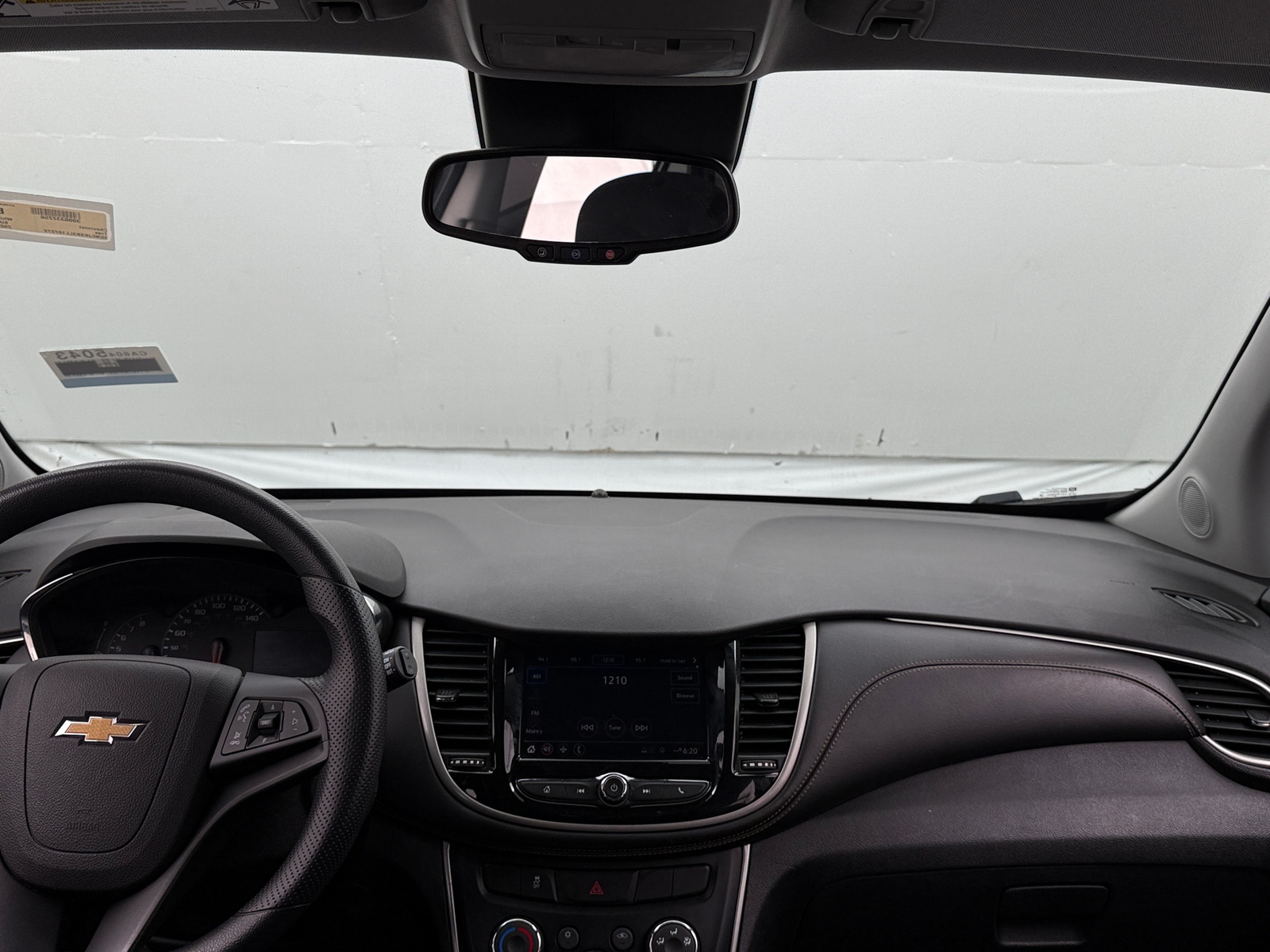Thumbnail: 2020 Chevrolet Trax - 3