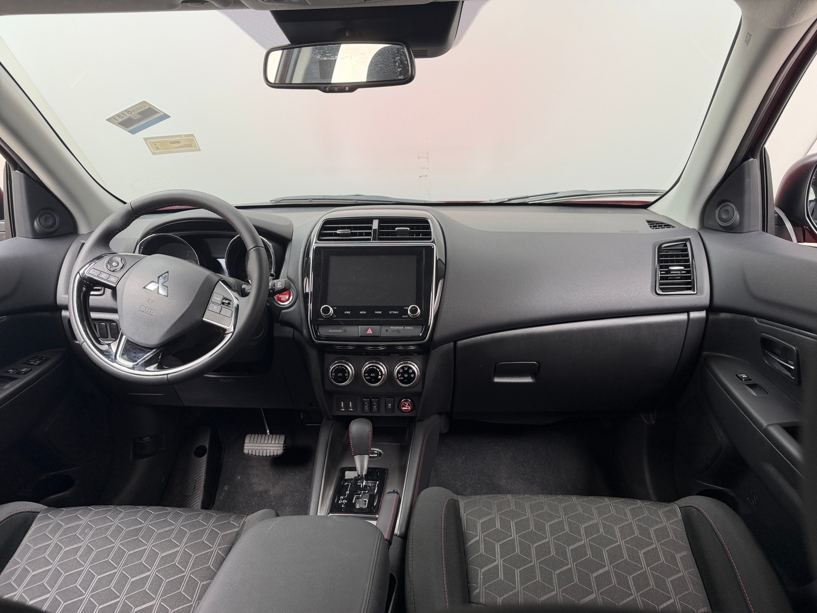 Thumbnail: 2026 Mitsubishi Outlander Sport - 3