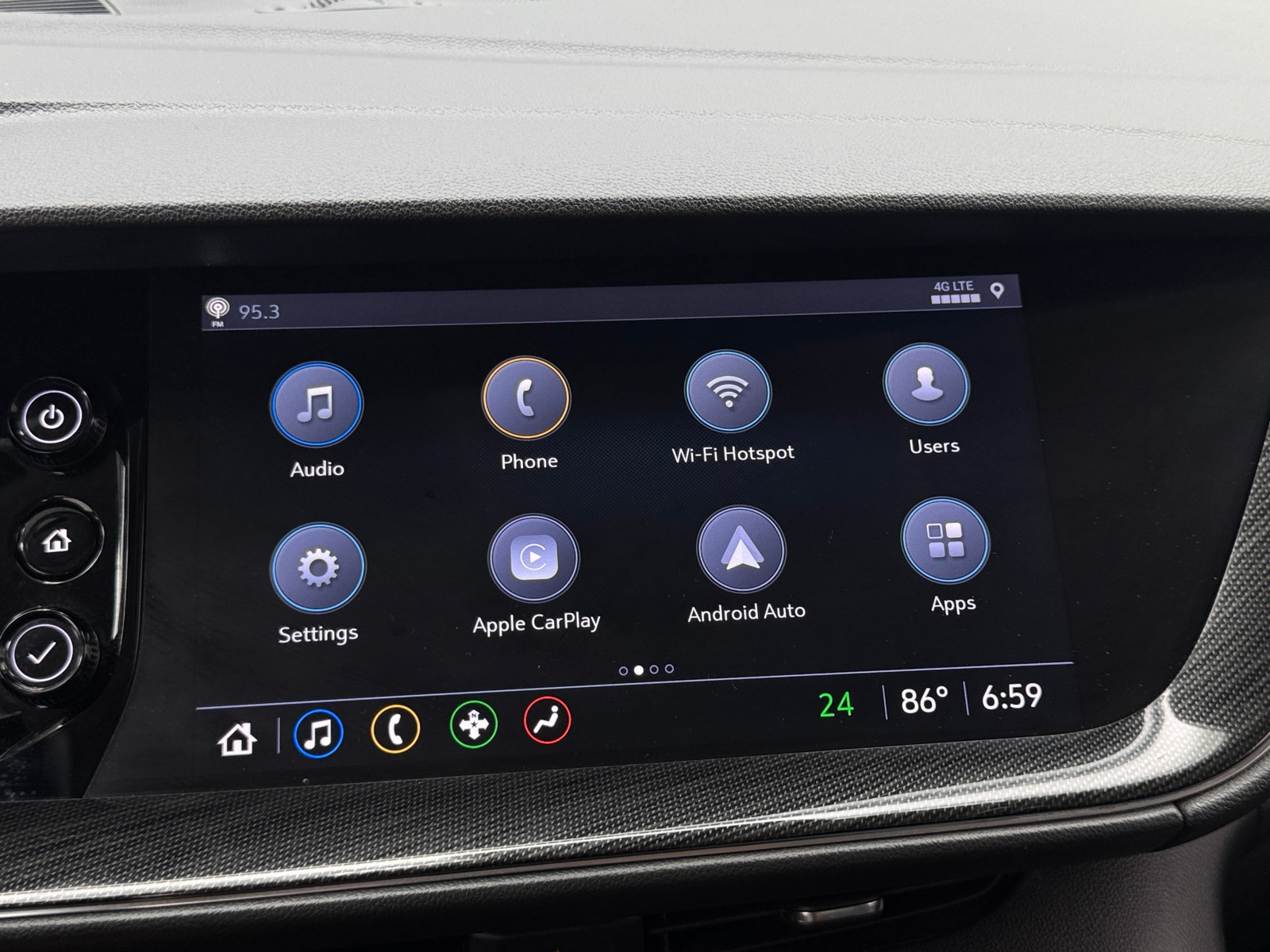 Thumbnail: 2022 Buick Envision - 3