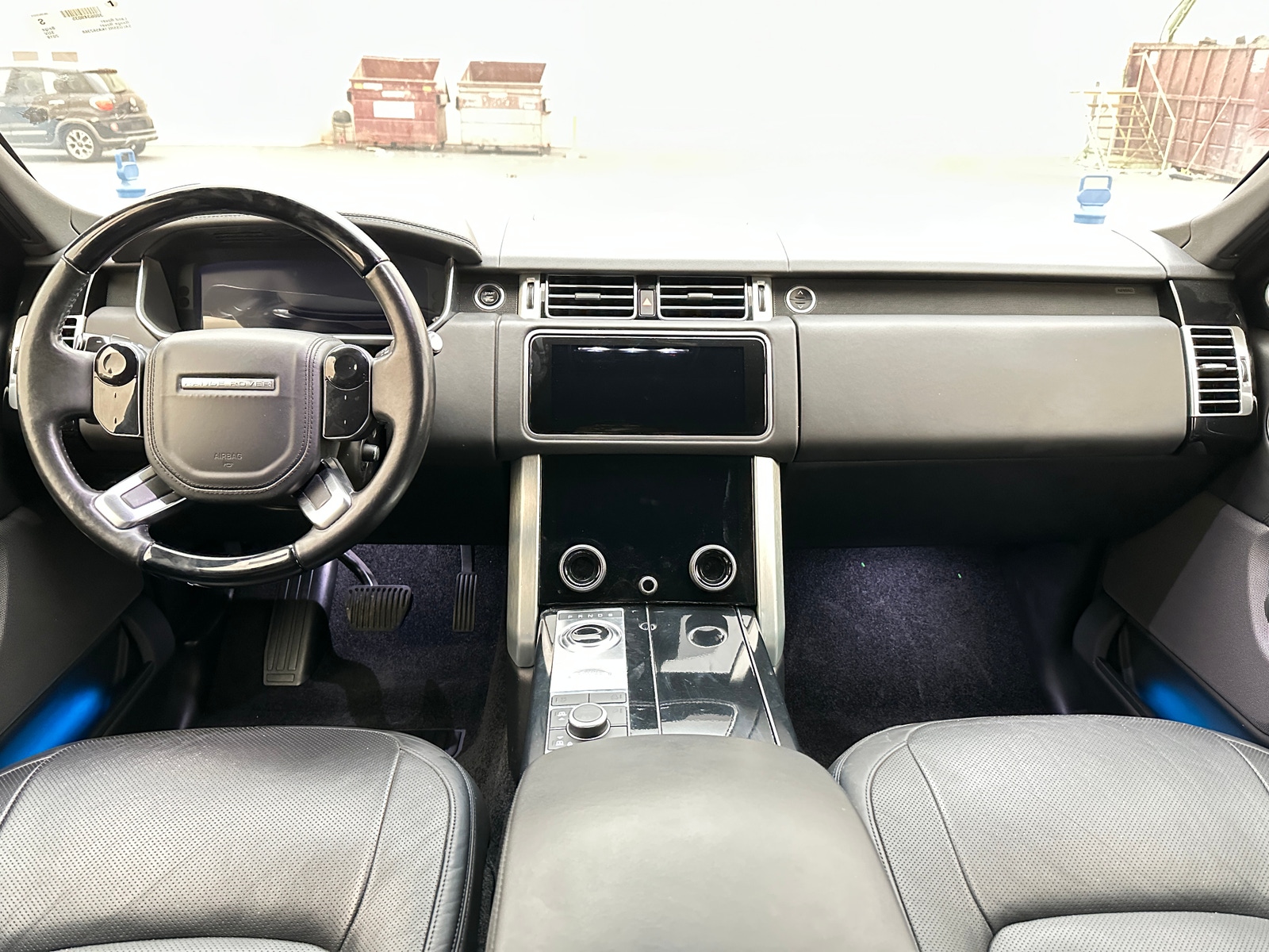 Thumbnail: 2019 Land Rover Range Rover - 2