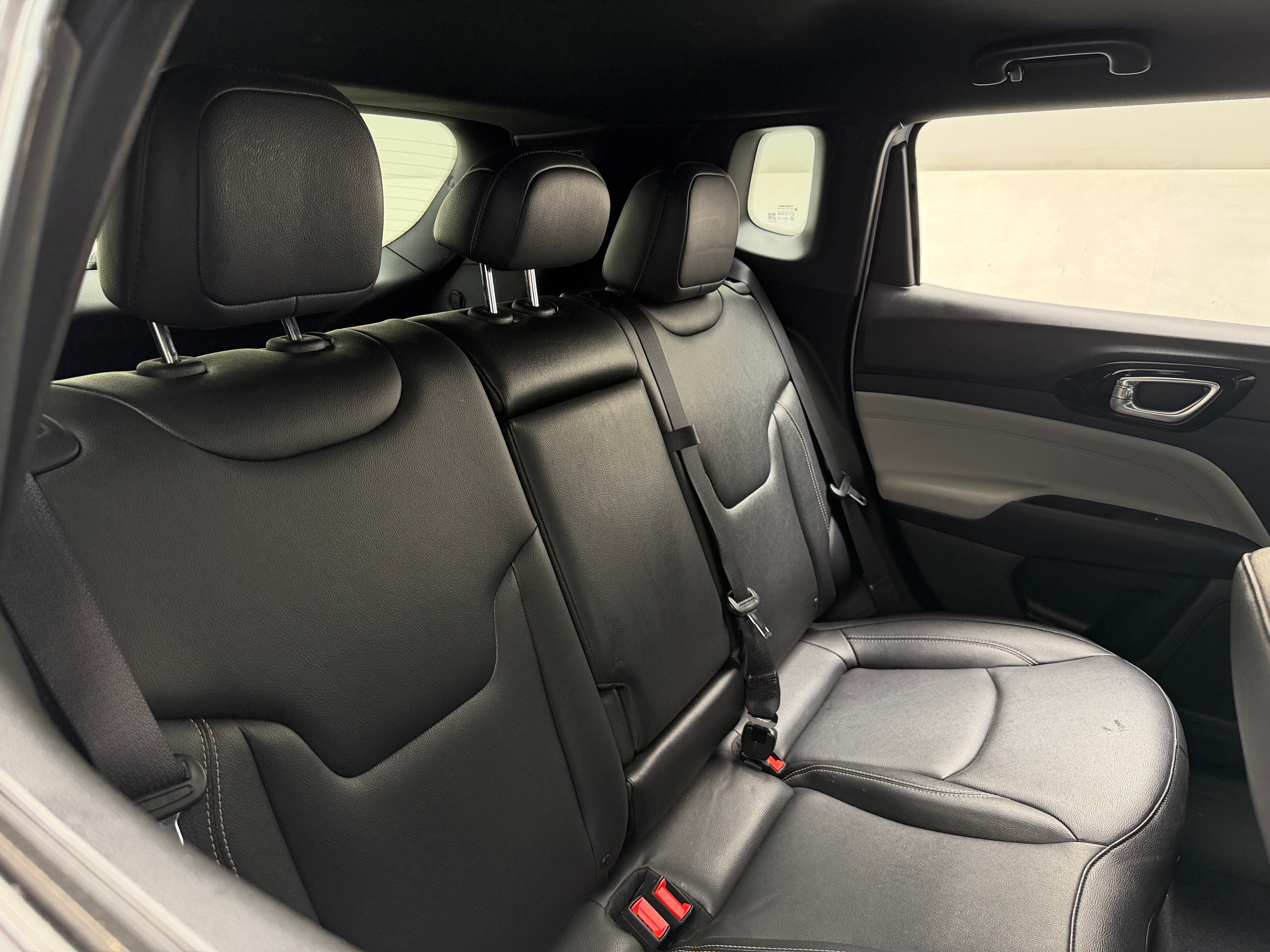 2025 Jeep Compass Limited - Photo 4