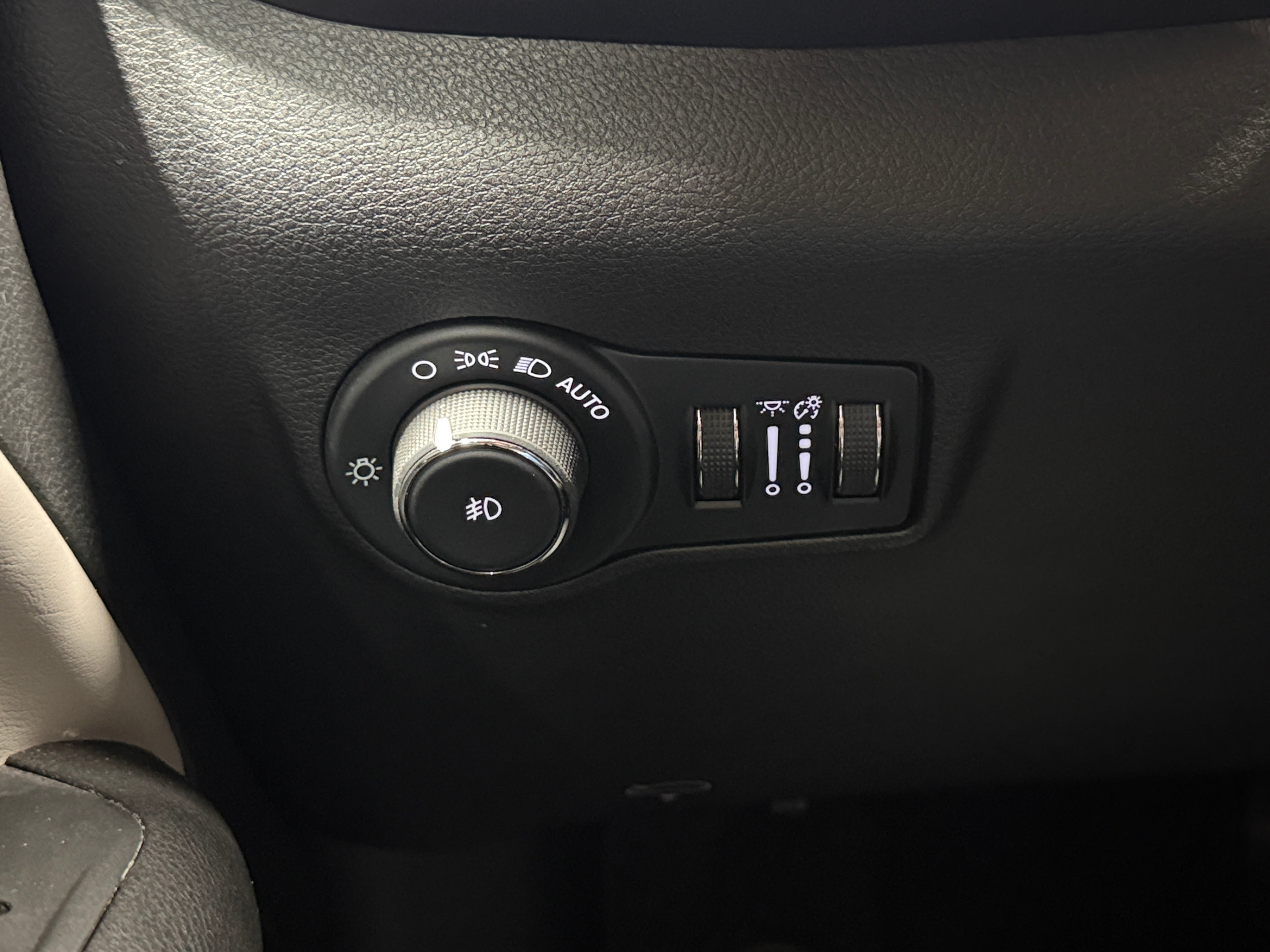 2025 Jeep Compass Limited - Photo 3