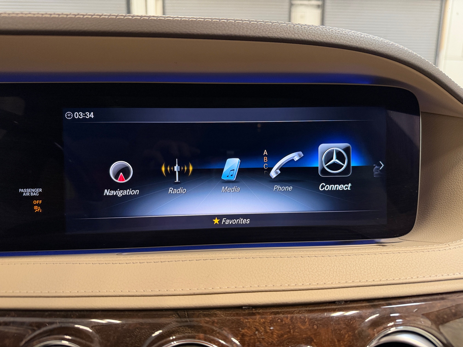 Thumbnail: 2019 Mercedes-Benz S-Class - 3