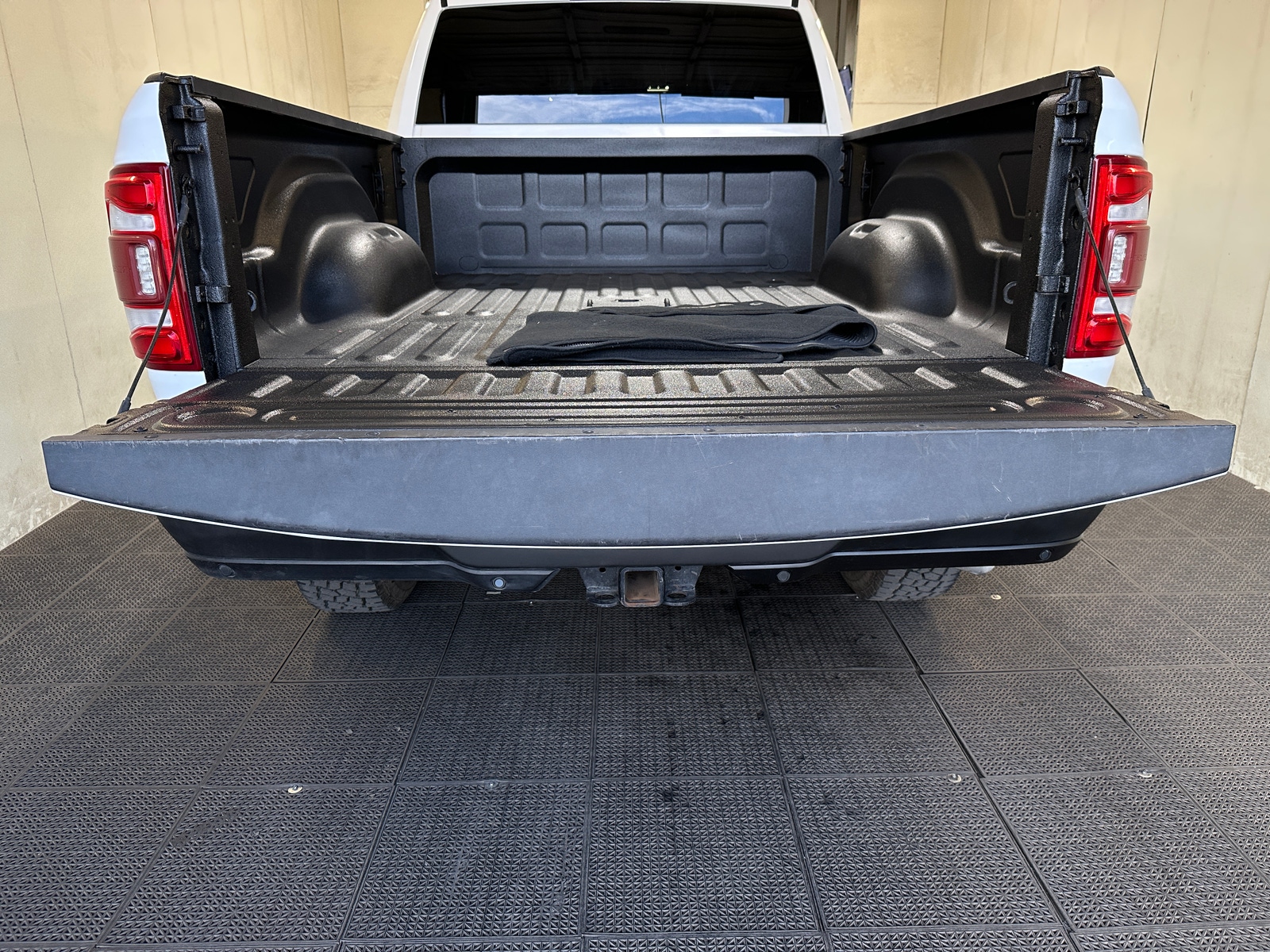 Thumbnail: 2020 RAM 2500 - 7