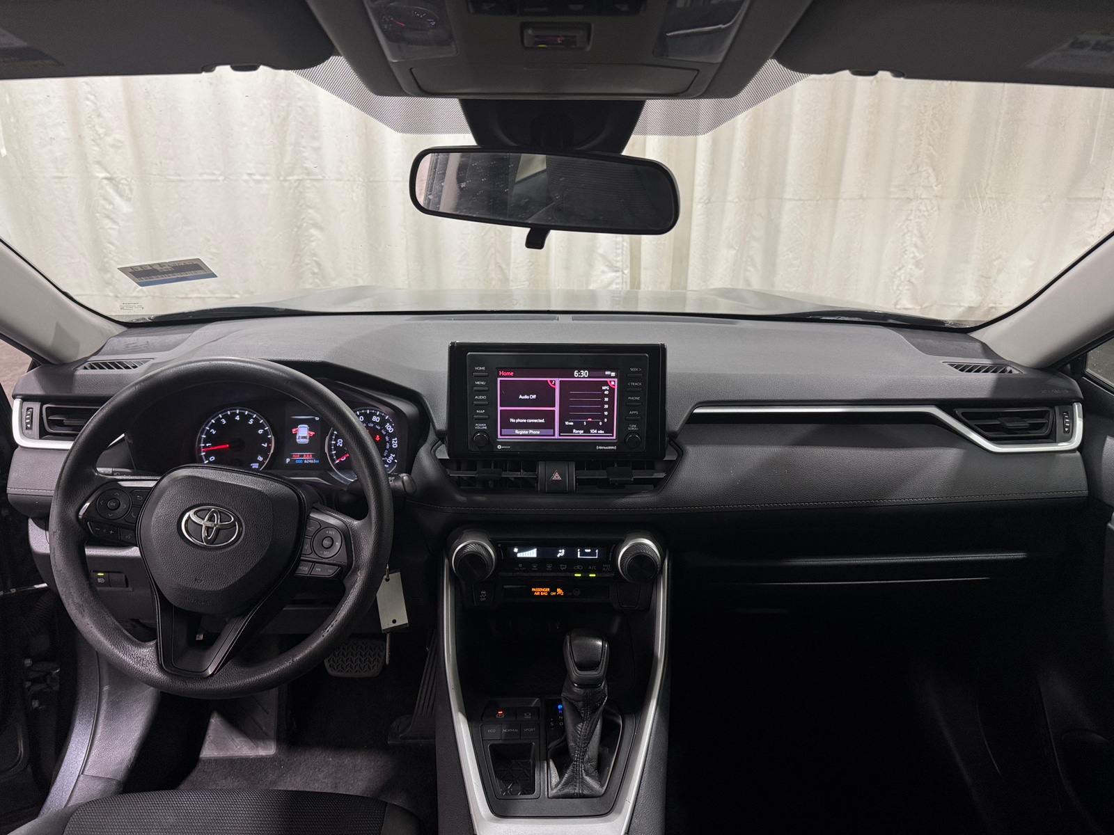 Thumbnail: 2020 Toyota RAV4 - 3