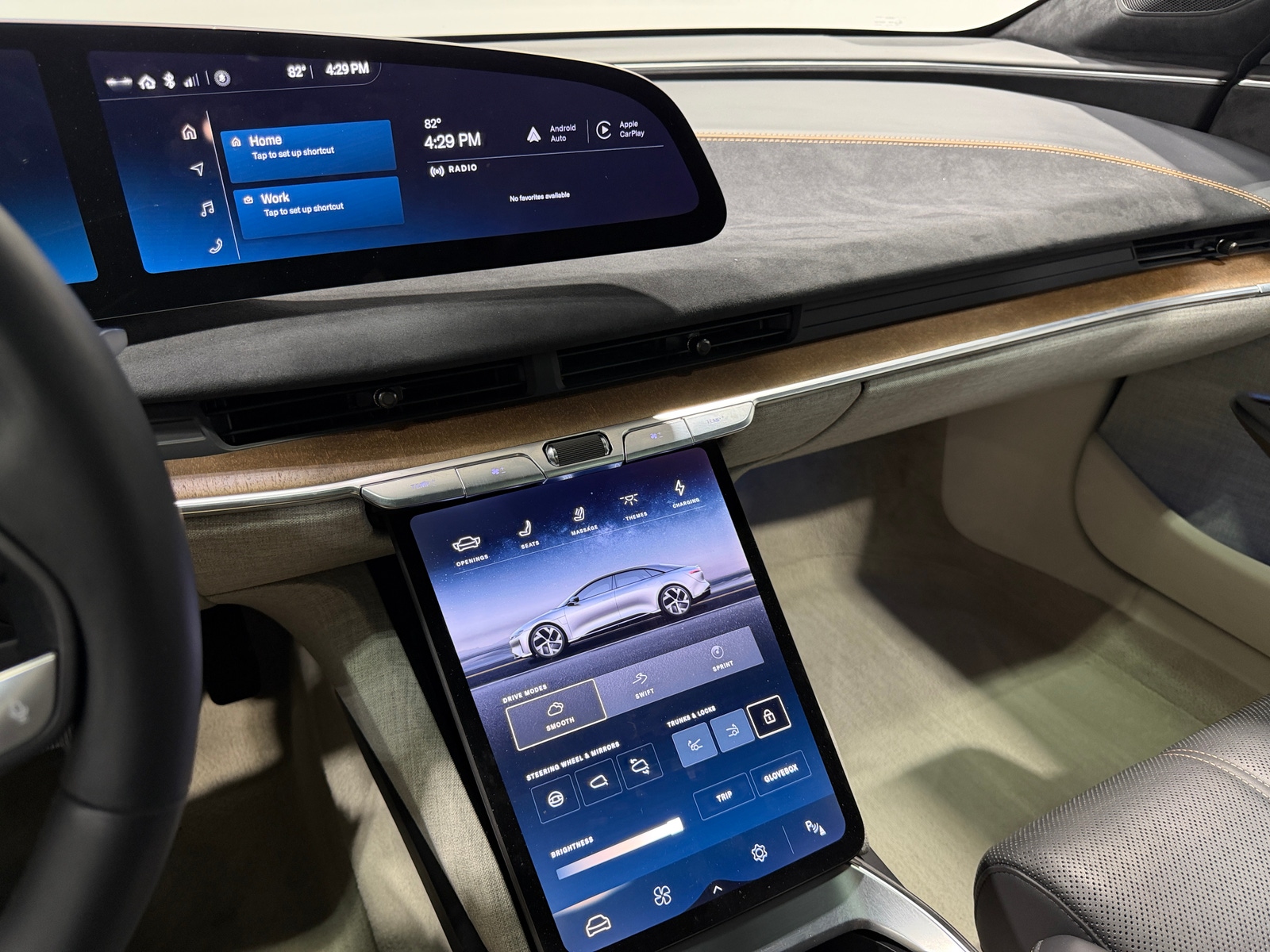 Thumbnail: 2022 Lucid Air - 4