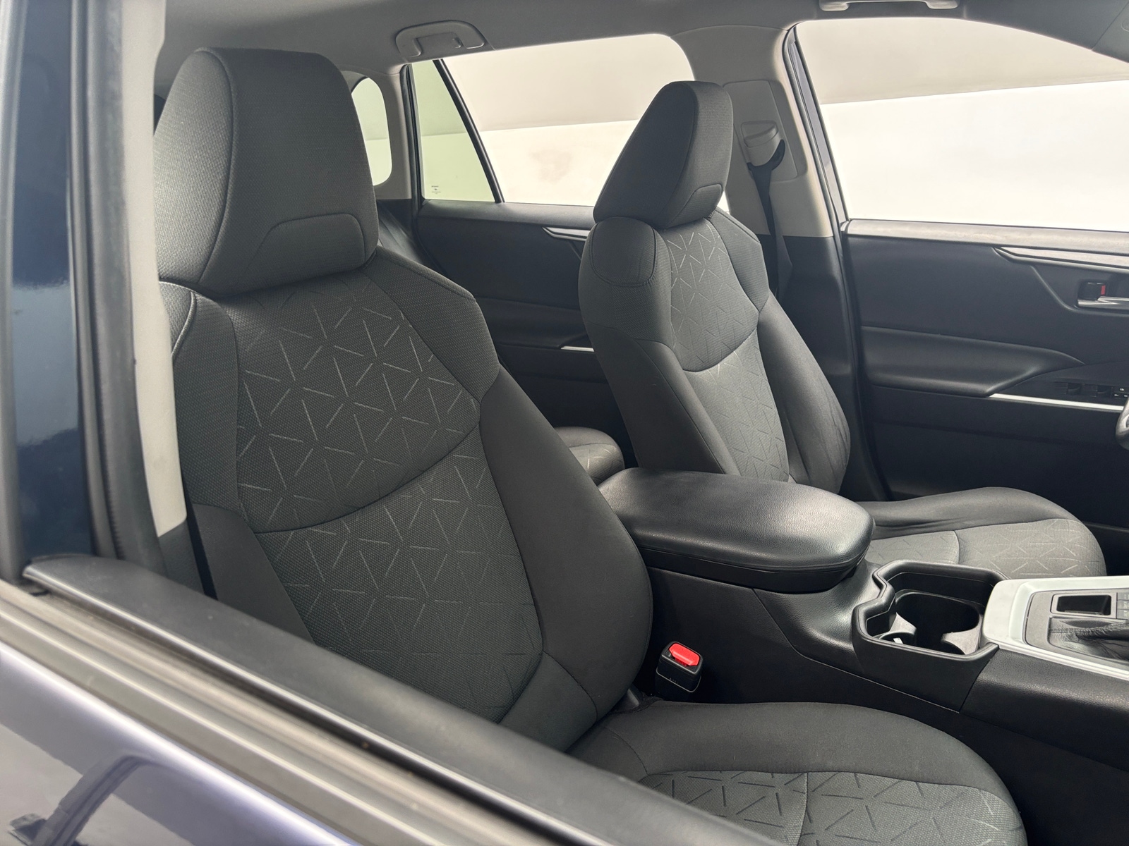 Thumbnail: 2021 Toyota RAV4 - 2