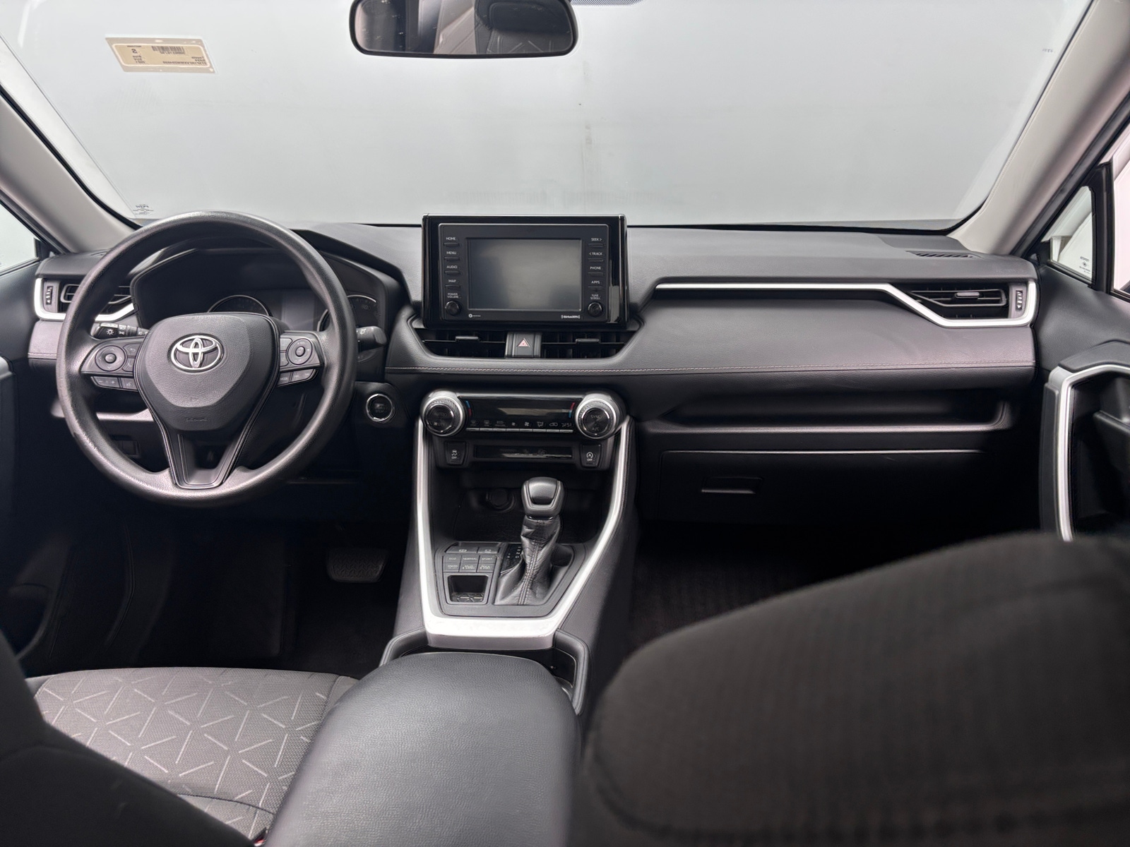 Thumbnail: 2021 Toyota RAV4 - 3