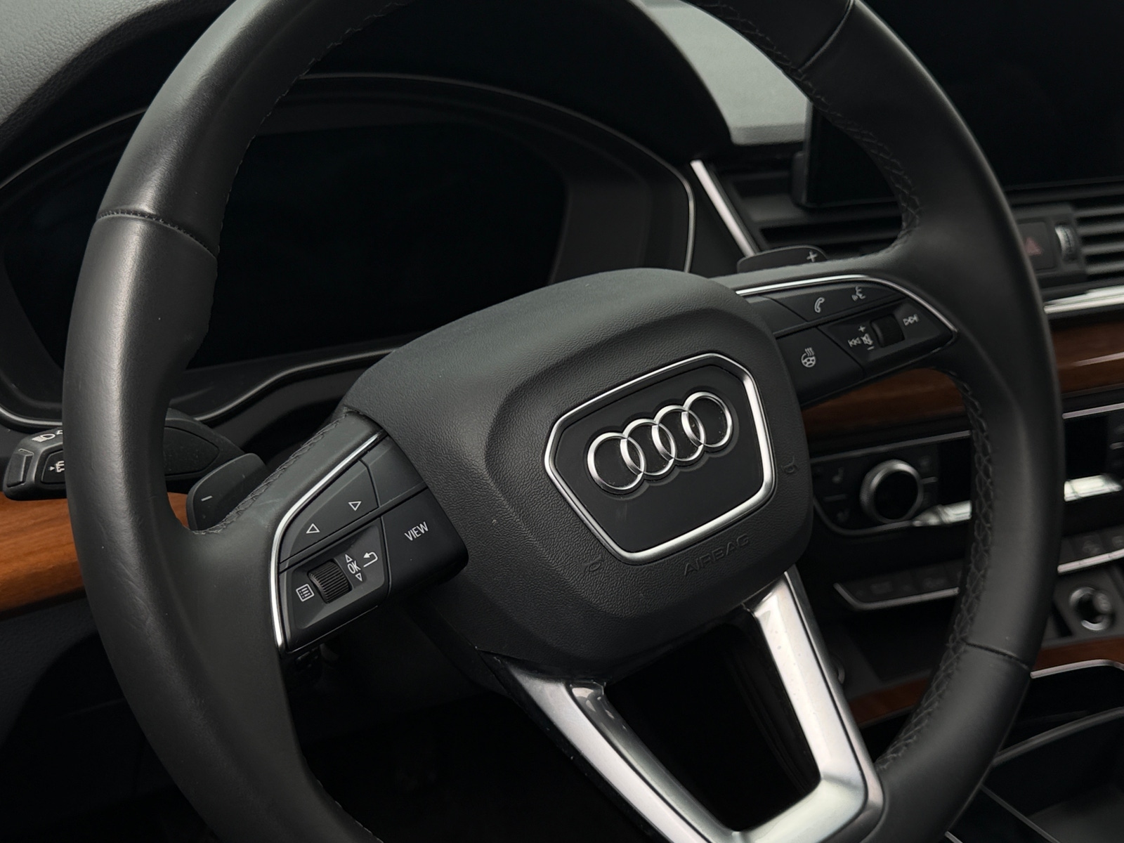 Thumbnail: 2023 Audi Q5 - 4