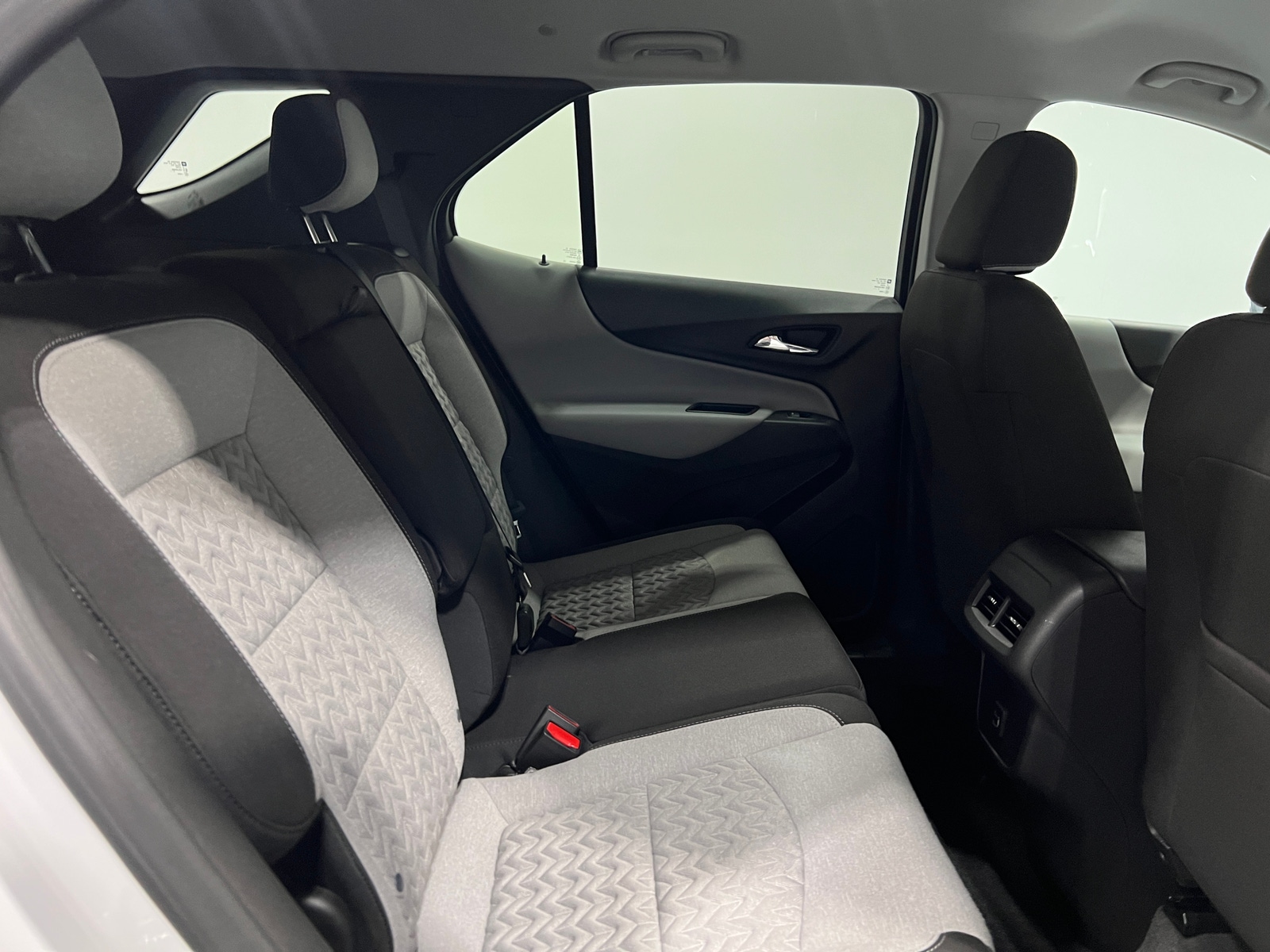 Thumbnail: 2024 Chevrolet Equinox - 6